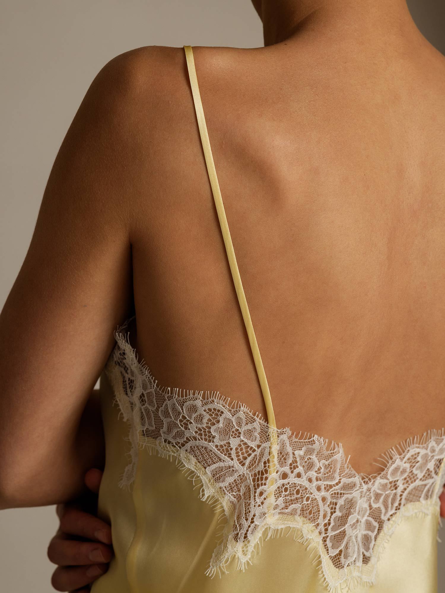 [AmarilloClaro] SilkSilky-ES Seda Pura Camisoles 005