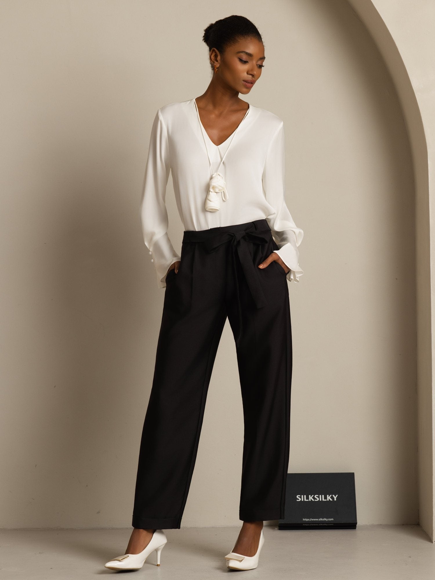 [Blanco] SilkSilky-ES 19Momme Seda Manga larga Cuello en V Blusa 007