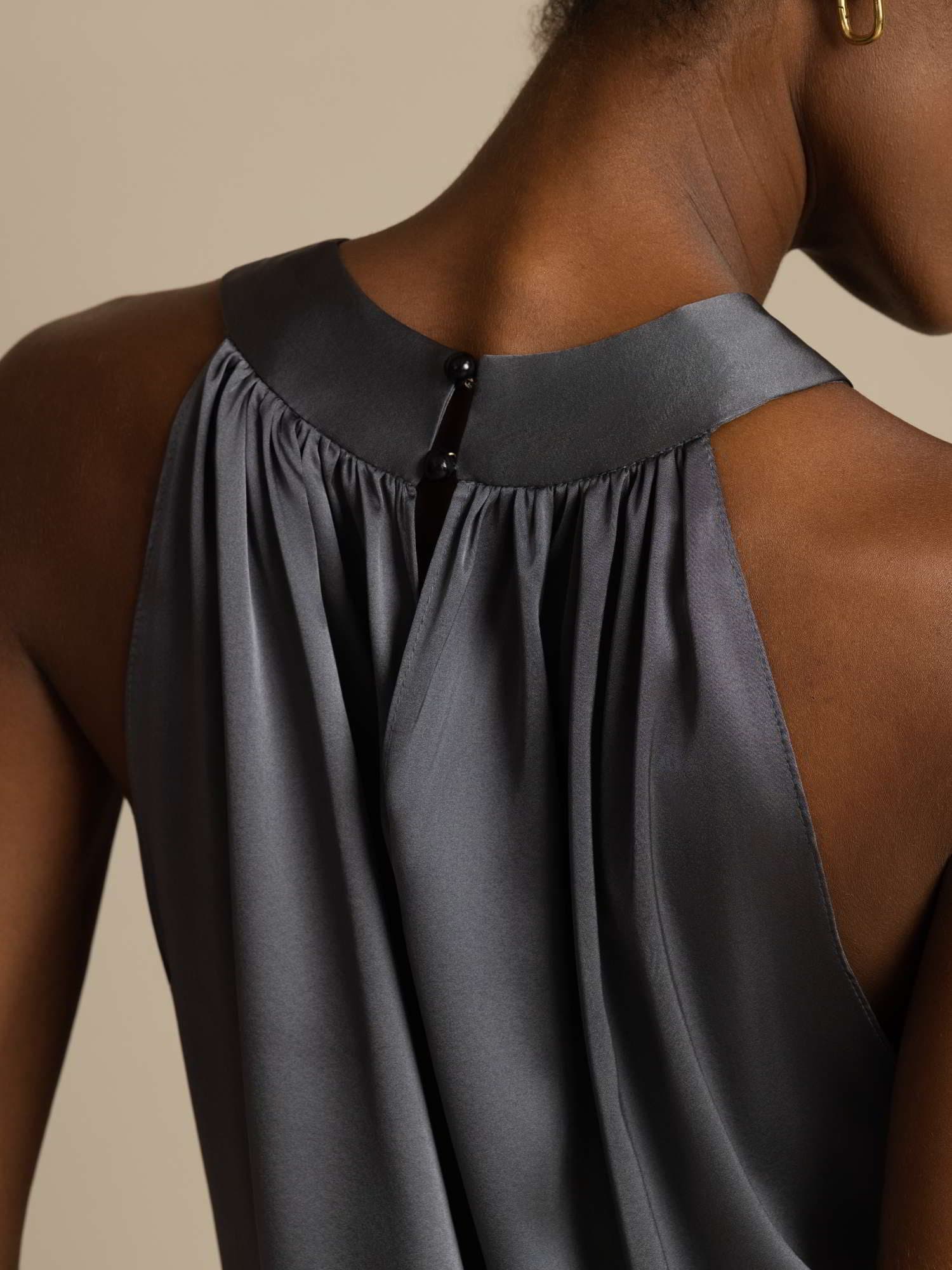 [Gris Oscuro] SilkSilky-ES 19Momme Seda Sin mangas Womens T-Shirt 004