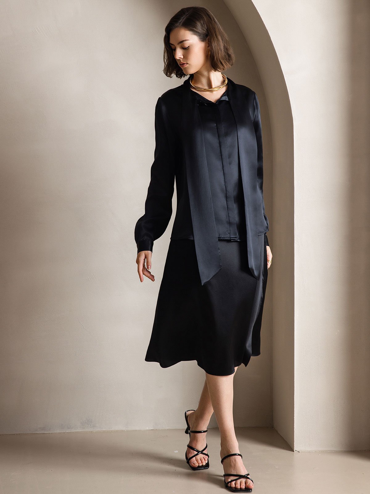 [Negro] SilkSilky-ES 19Momme Seda Manga larga Blouse 001