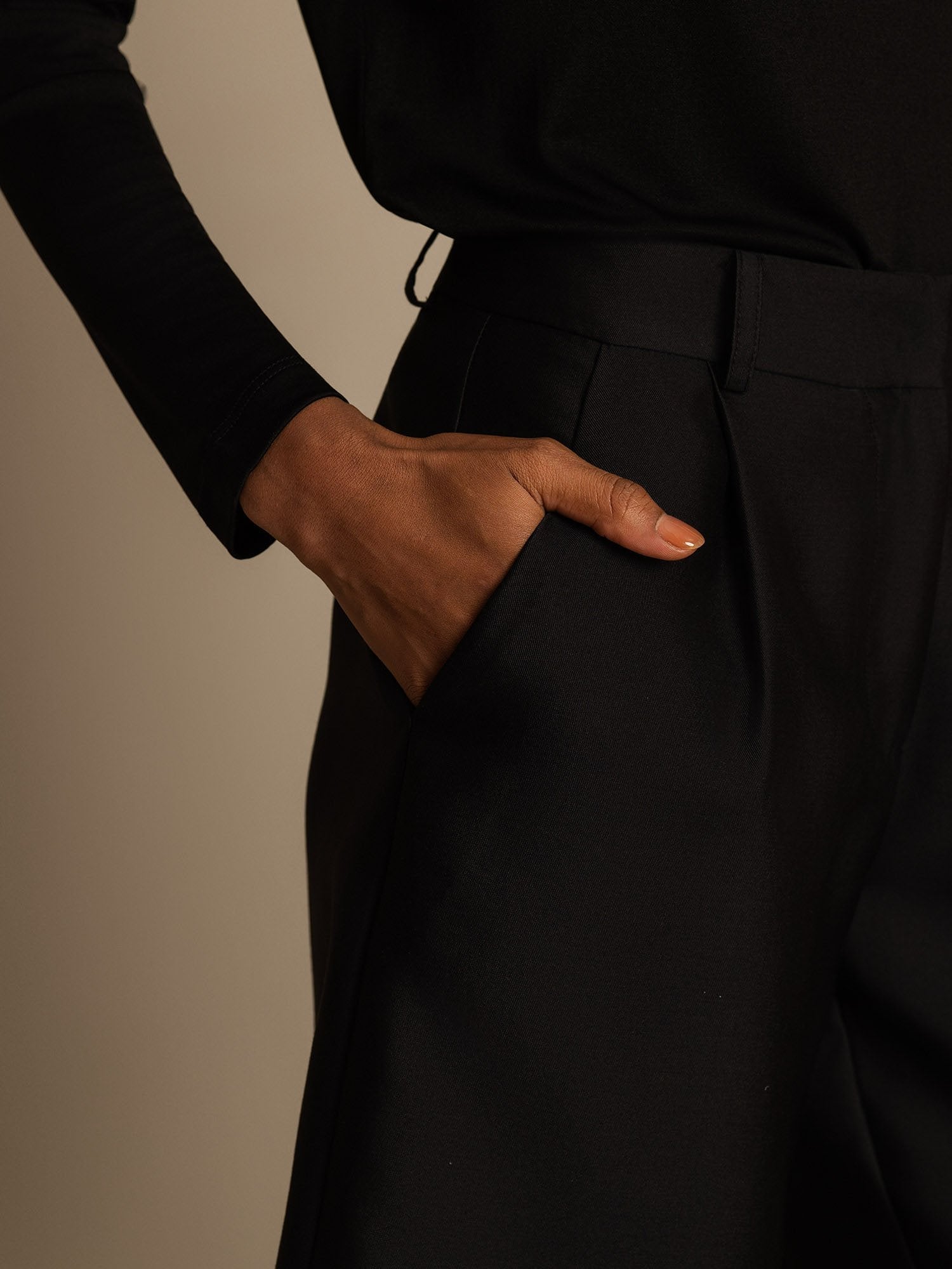 [Negro] SilkSilky-ES 32Momme Silk-Wool Blend Womens Shorts 004,