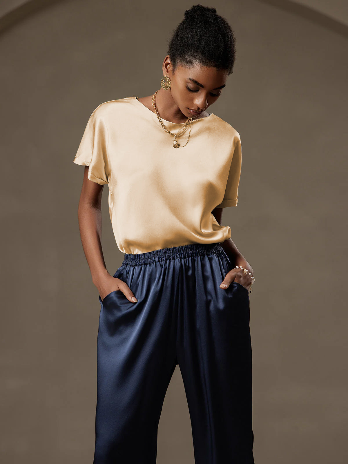 [Champán] SilkSilky-ES 19Momme Seda Womens T-Shirt 003