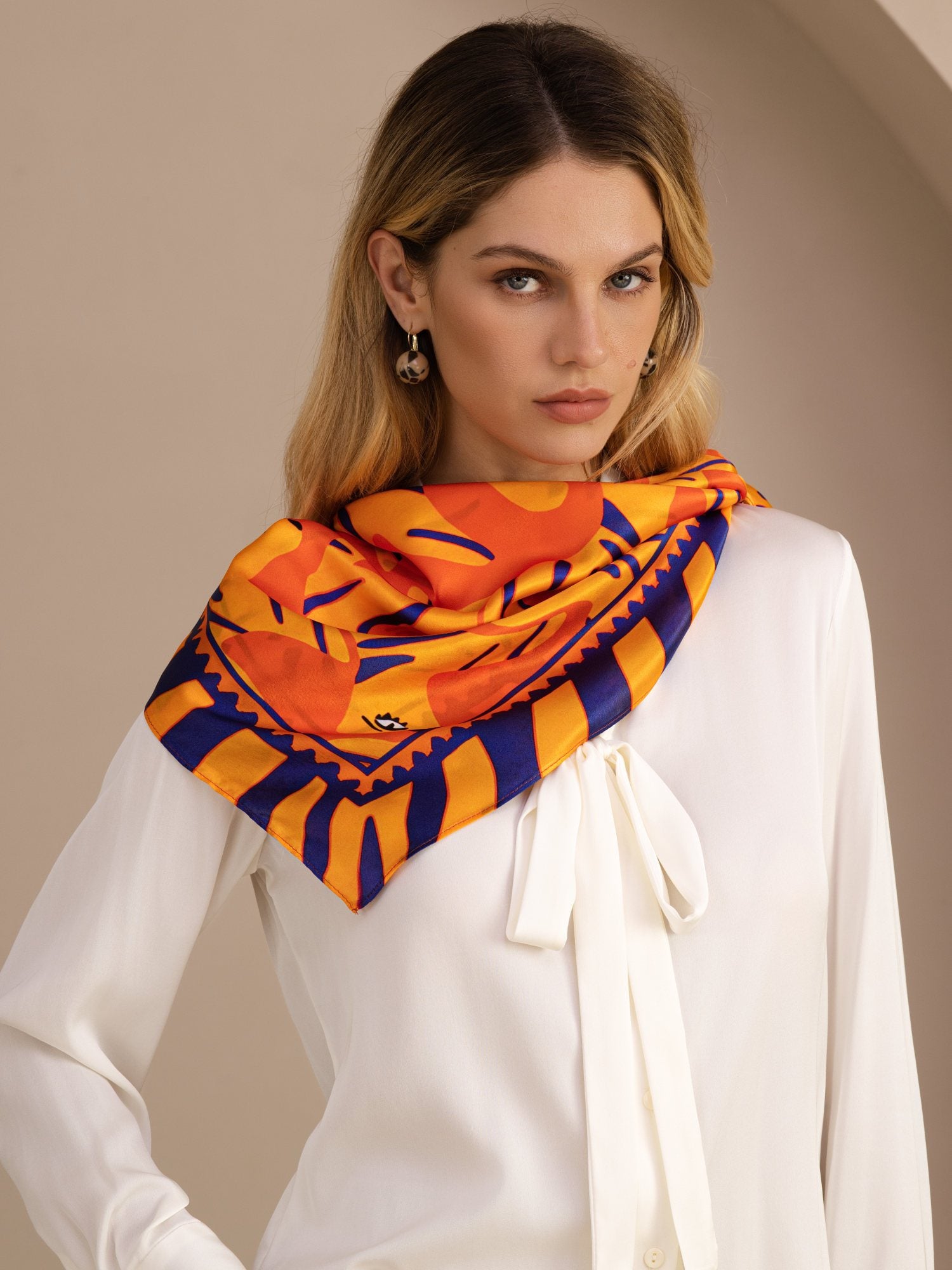 [Perro Naranja] SilkSilky-ES Scarf 002
