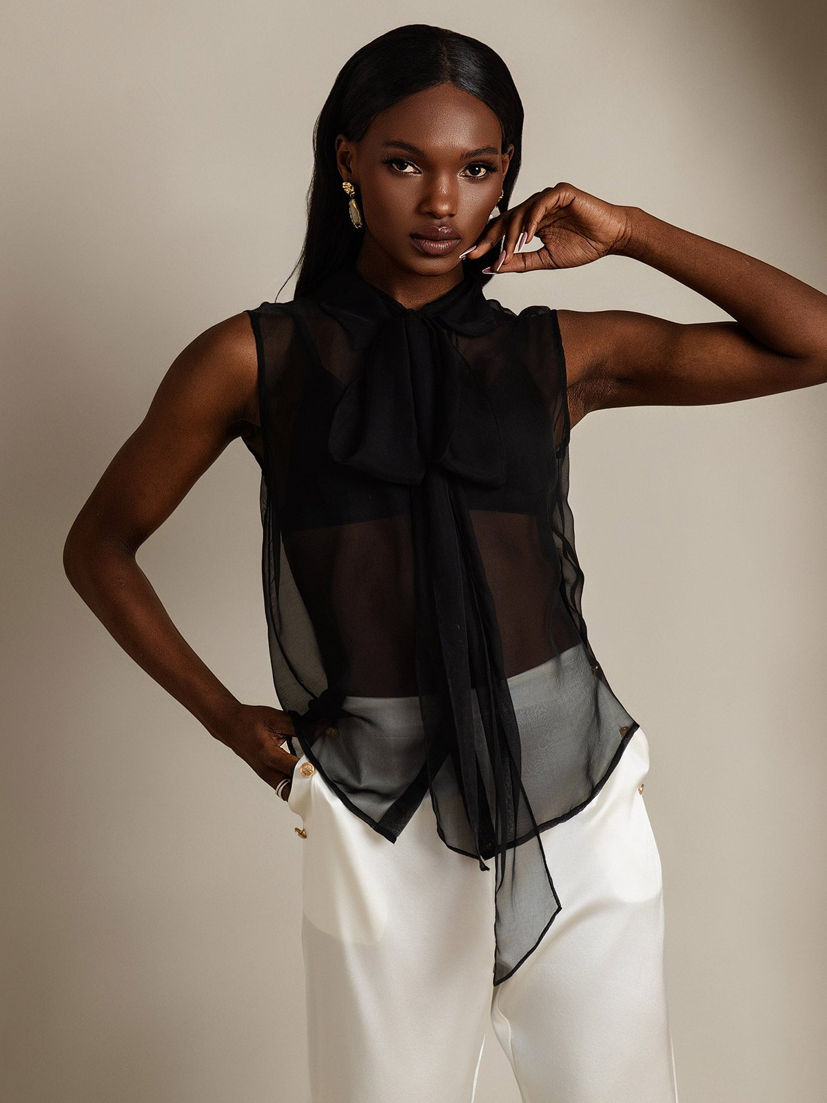 SilkSilky-ES Seda Pura Sin mangas Corbata Blusas de Mujer Negro 003