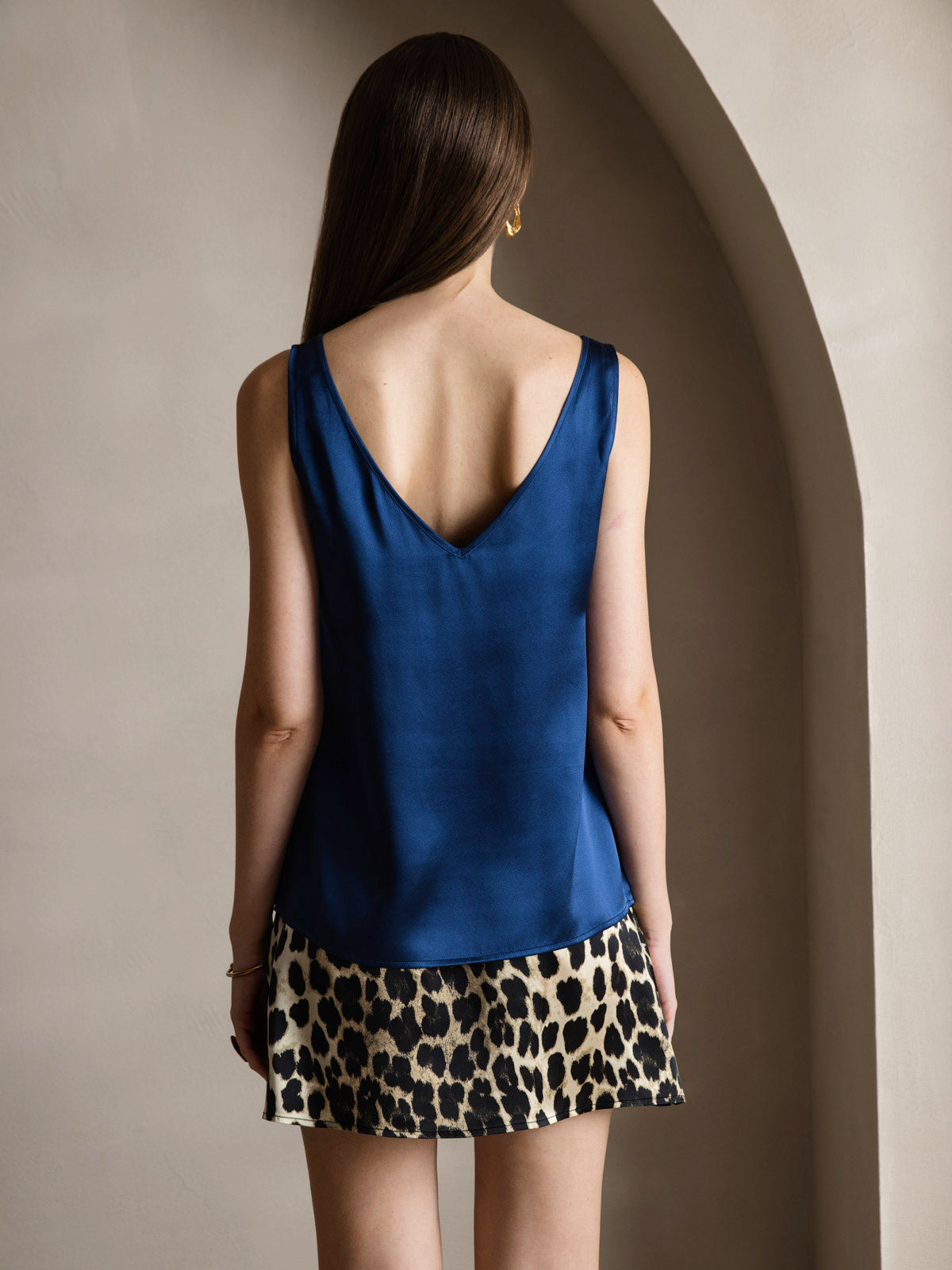 [Azul Oscuro] SilkSilky-ES 19Momme Seda Cuello en V Top de tirantes 002