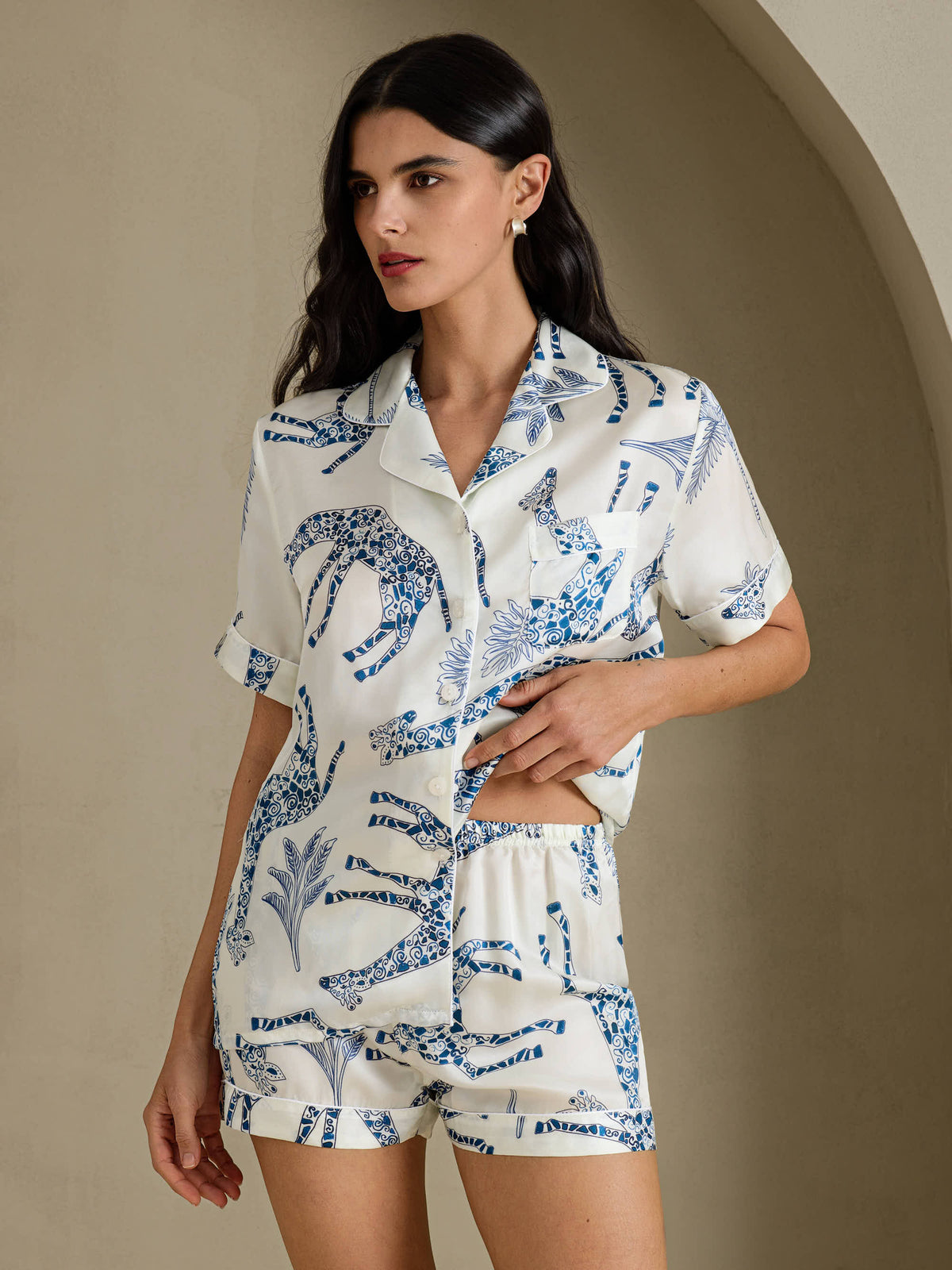 [Jirafa Blanca] SilkSilky-ES Short Sleeve Notch Collar Pijamas de mujer 001