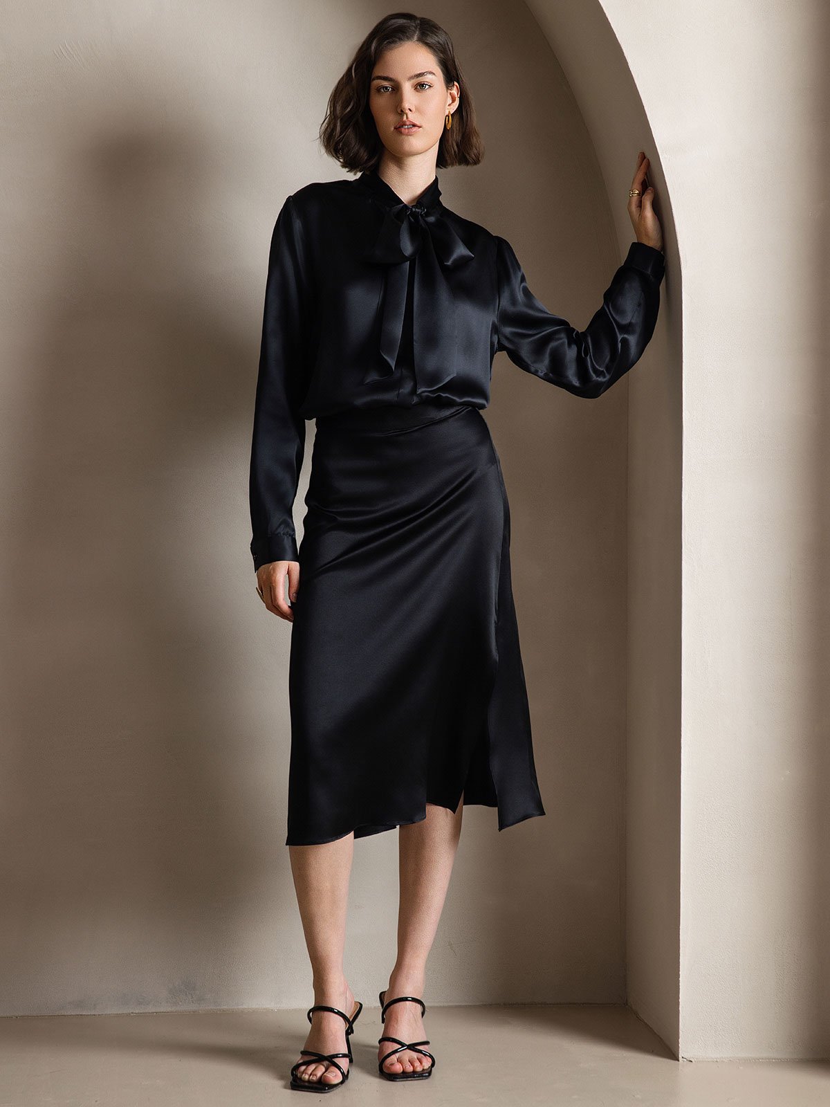 [Negro] SilkSilky-ES 19Momme Seda Manga larga Blouse 006