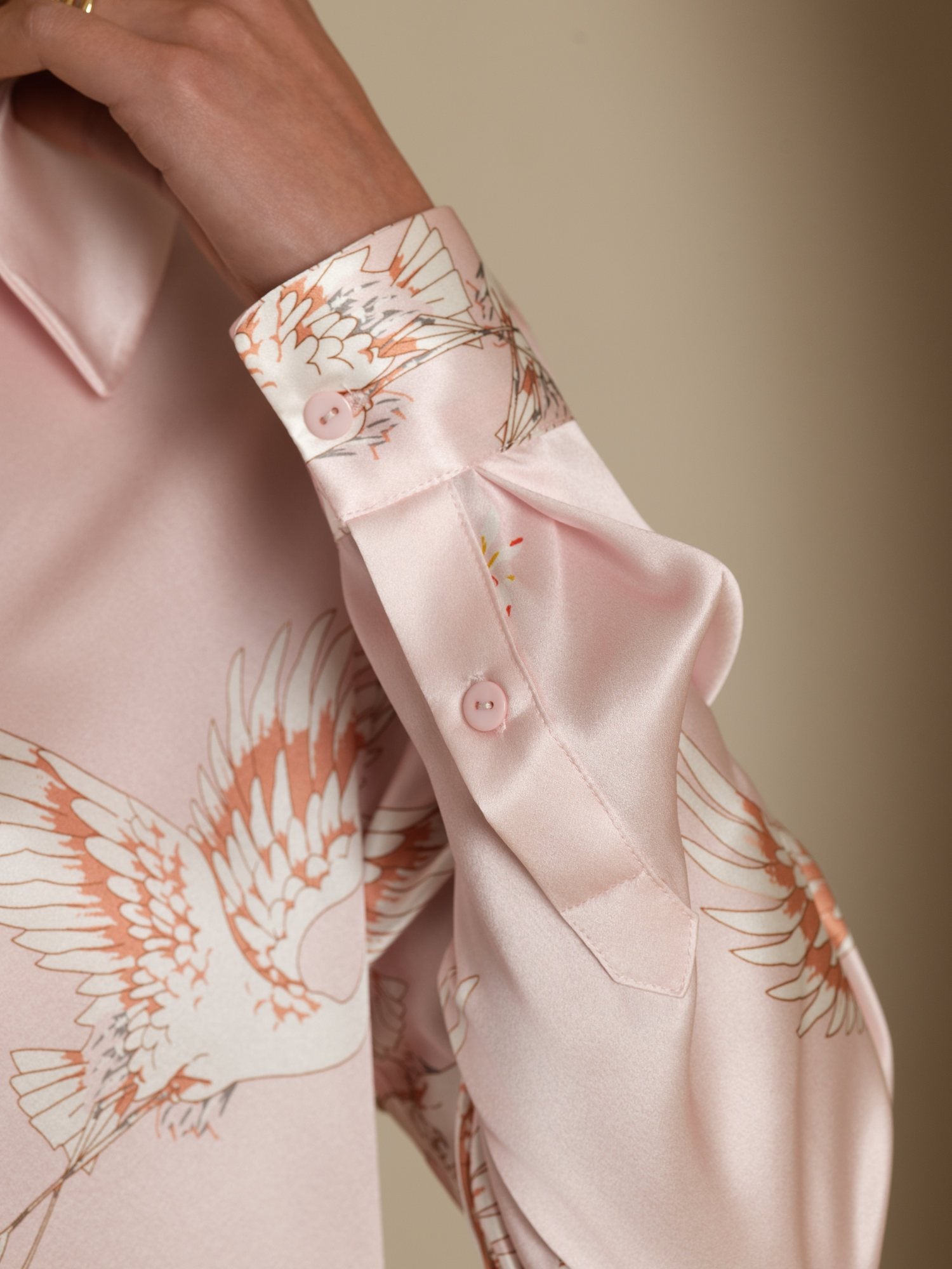 [Rosa] SilkSilky-ES 19Momme Manga larga Cuello con Solapa Blusas de Mujer 006