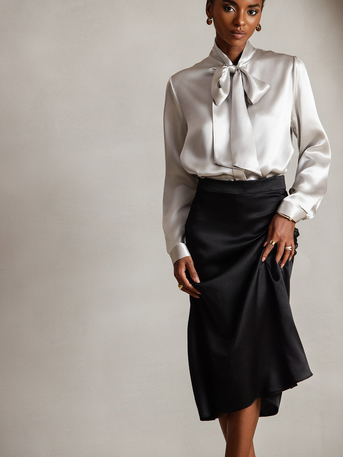 [Gris Claro] SilkSilky-ES 19Momme Seda Manga larga Blouse 001