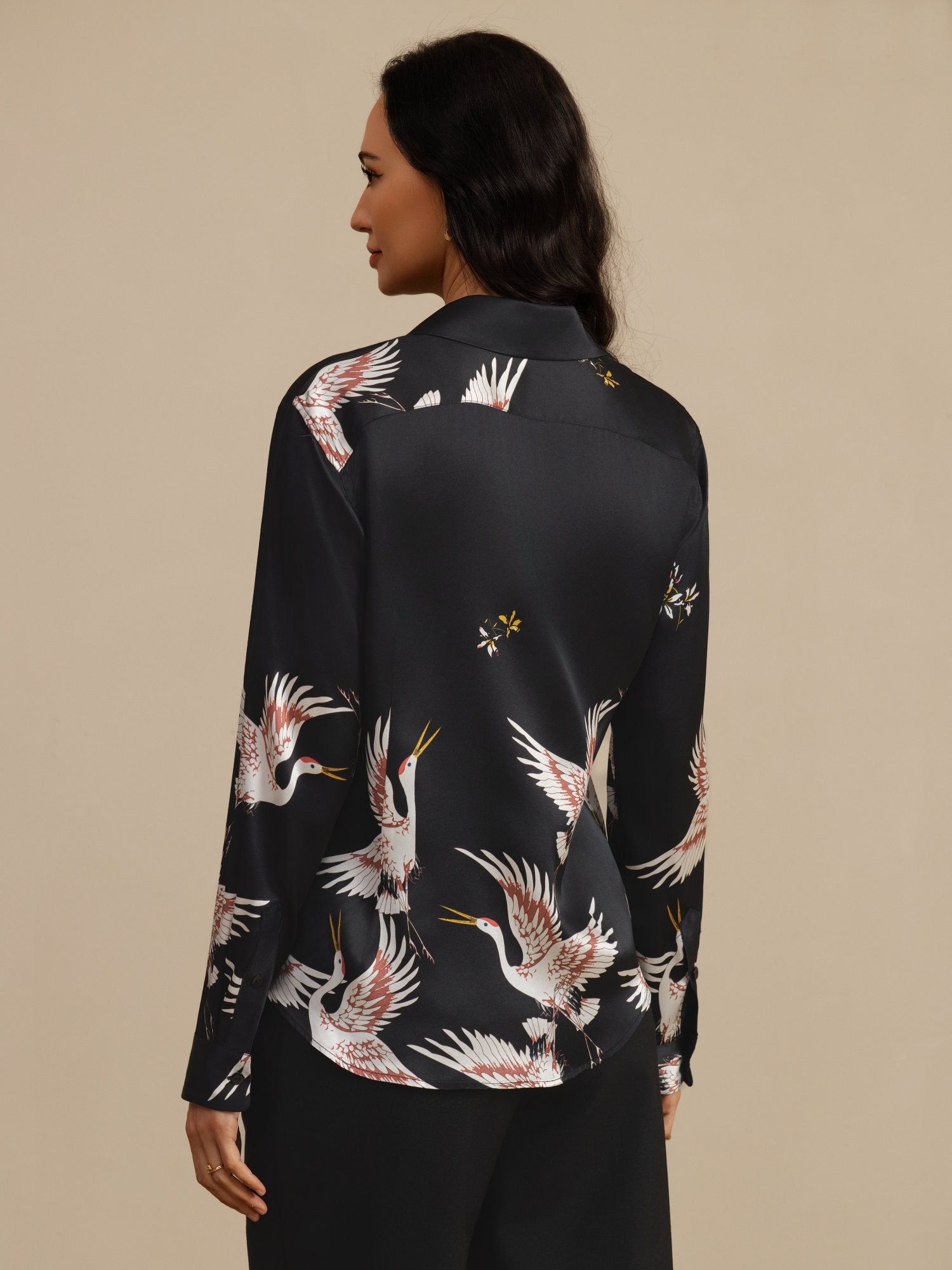 [Negro] SilkSilky-ES 19Momme Manga larga Cuello con Solapa Blusas de Mujer 002