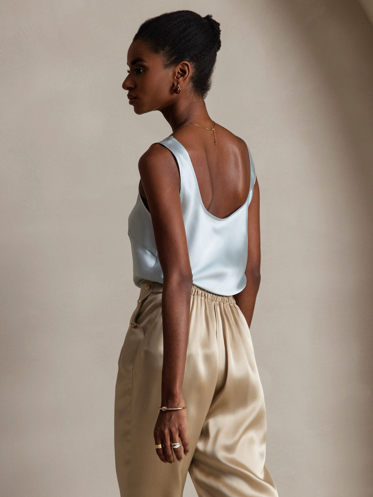 [Azul Claro] SilkSilky-ES 19Momme Seda Cuello en U Top de tirantes 004