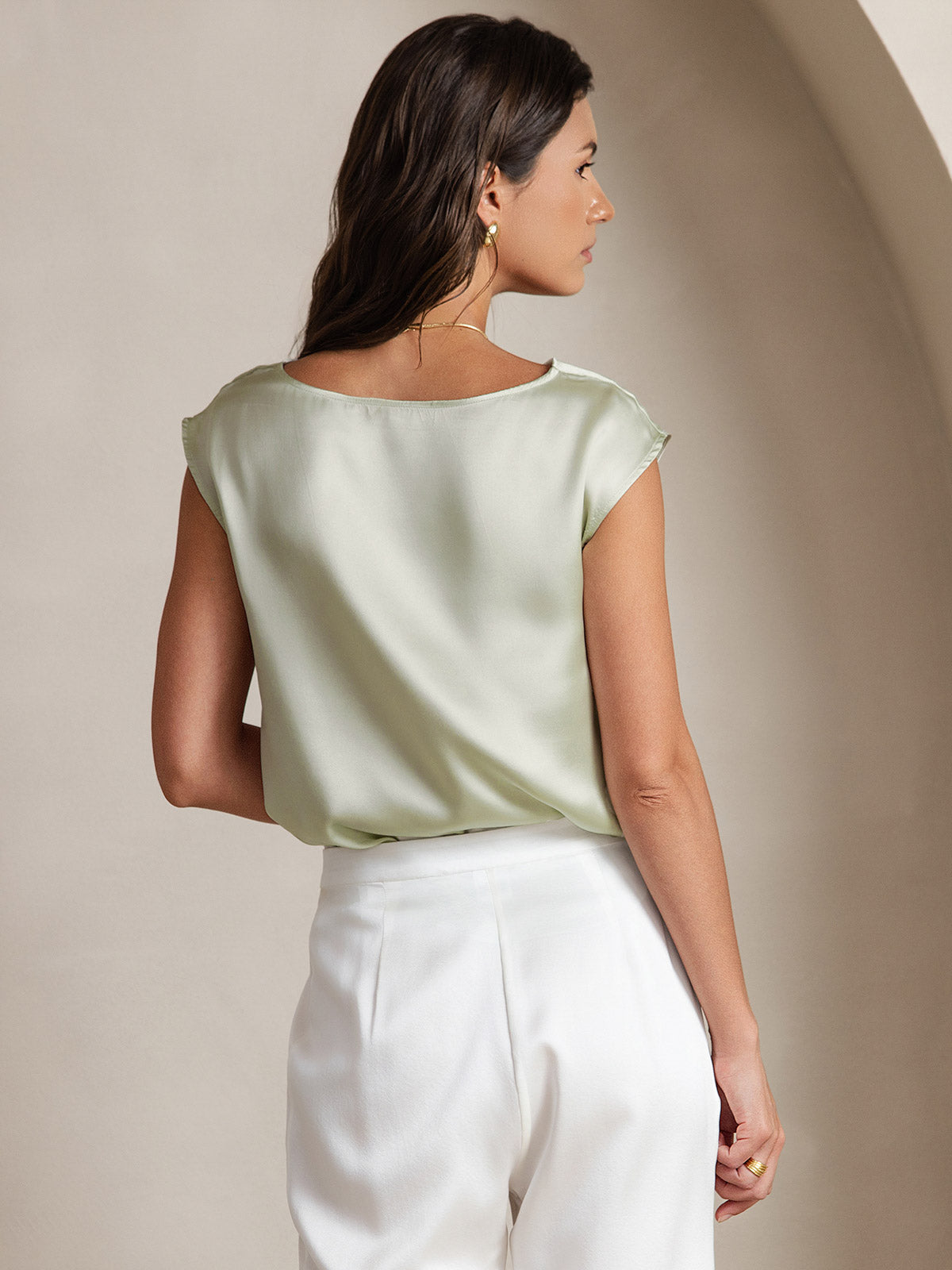 [Verde Claro] SilkSilky-ES 19Momme Seda Escote Caído Camisetas de Mujer 002