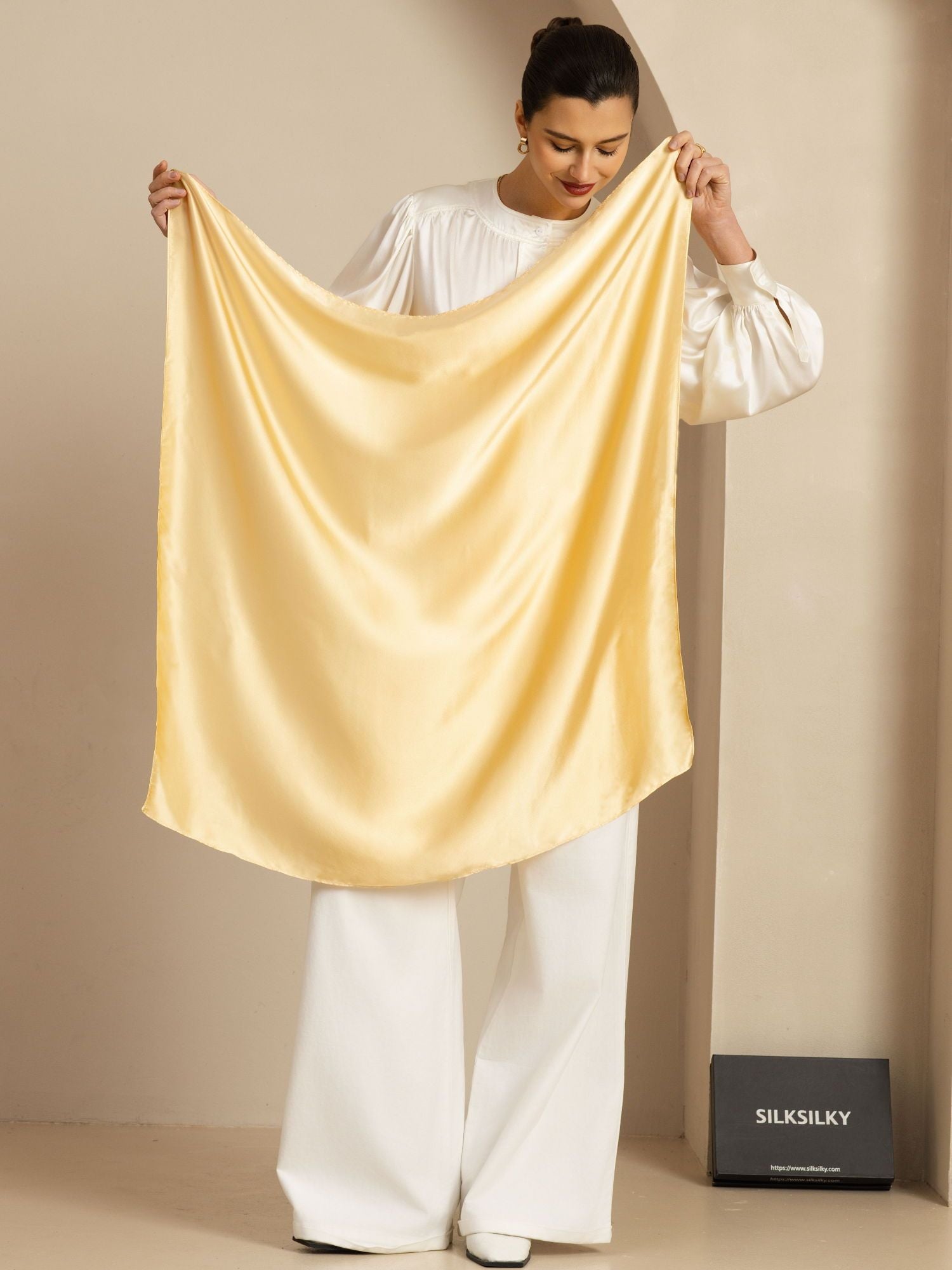 [Champán] SilkSilky-ES Seda Scarf 001