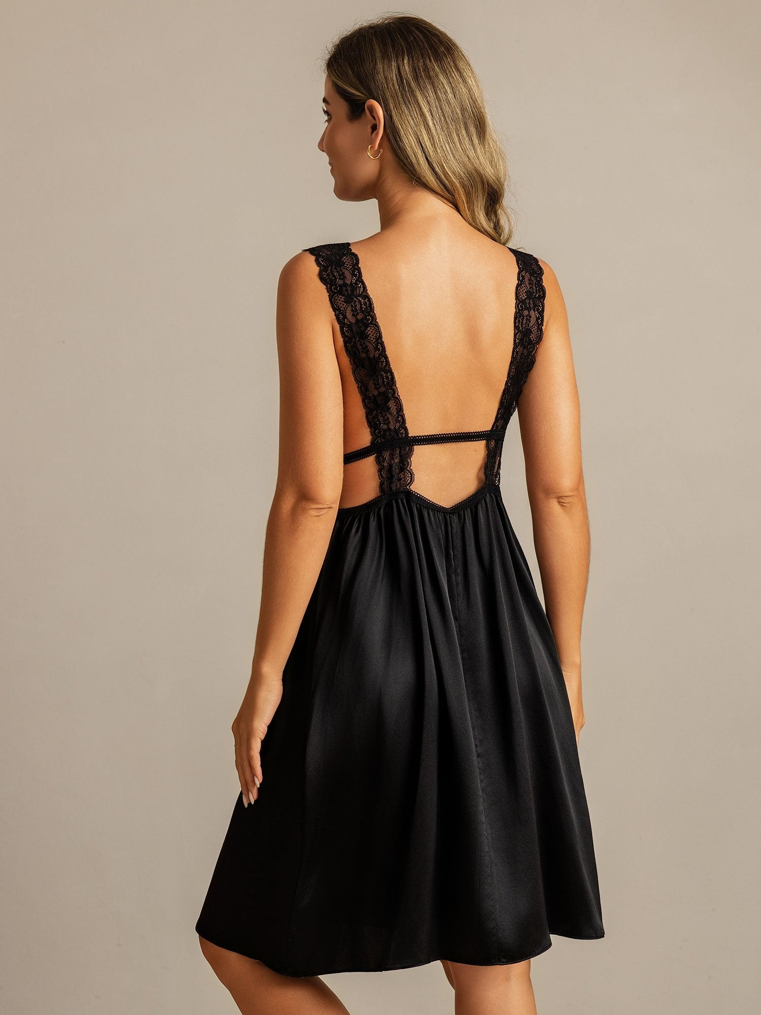 [Negro] SilkSilky-ES Sleeveless Deep V Neck Camisón 002