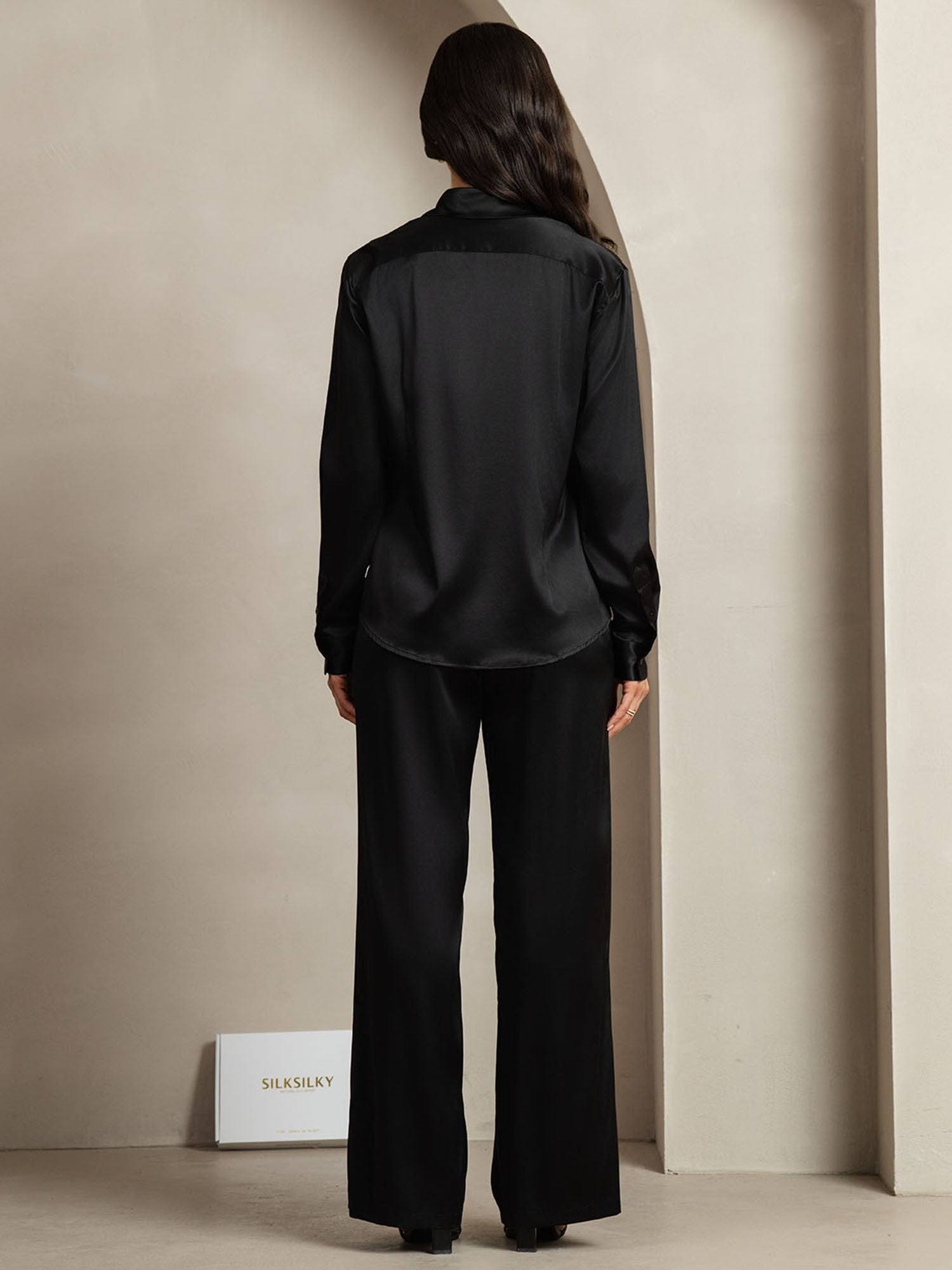[Negro] SilkSilky-ES 19Momme Seda Lapel Collar Women''s Outfit Sets 002