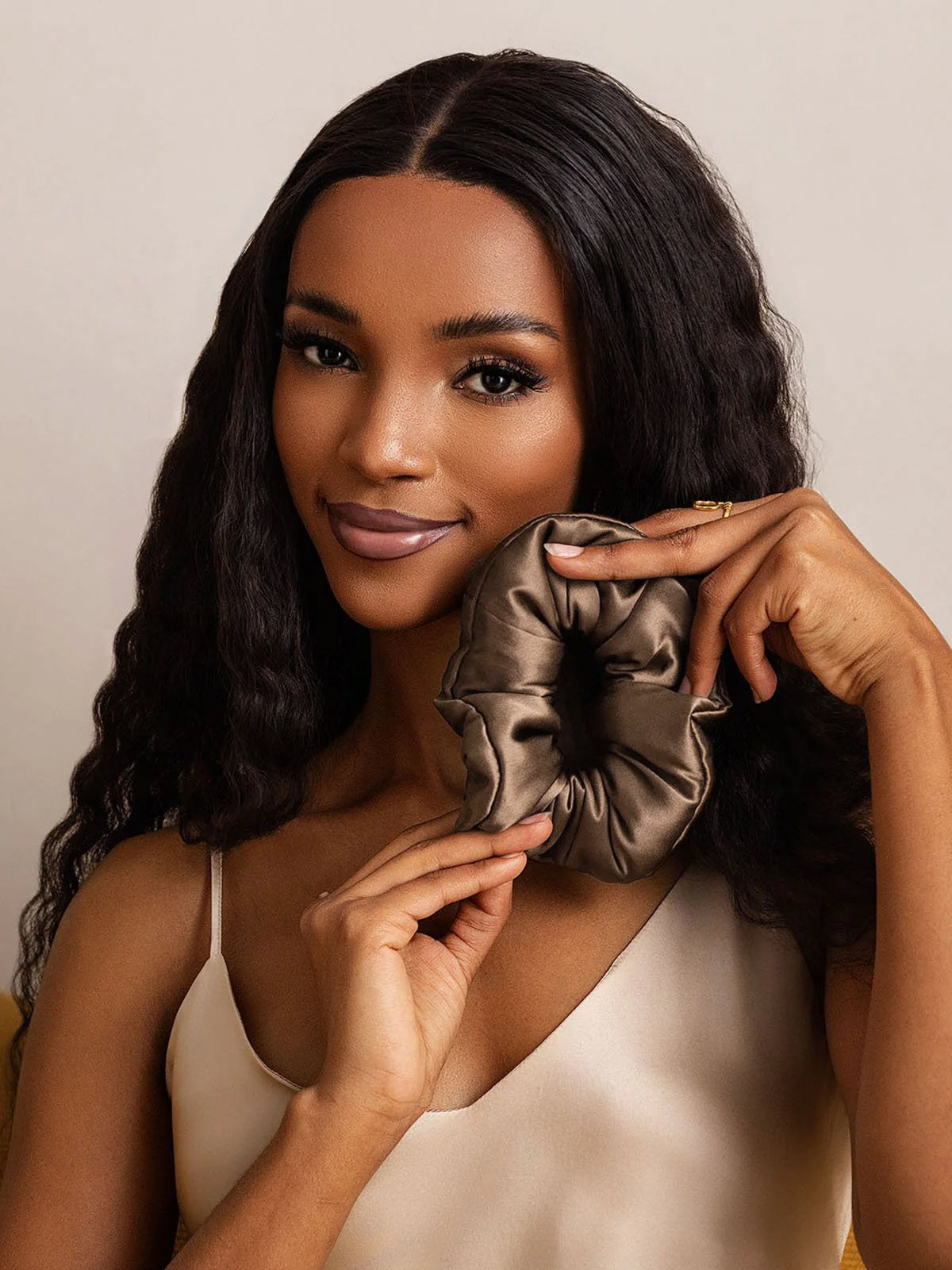 [Marrón] SilkSilky-ES Seda Pura Scrunchie 001