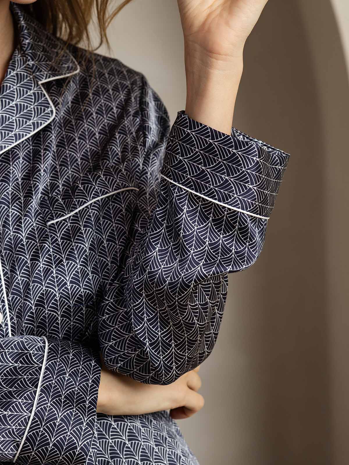 [Ginkgo Azul Marino] SilkSilky-ES Seda Pura Womens Pajamas 007