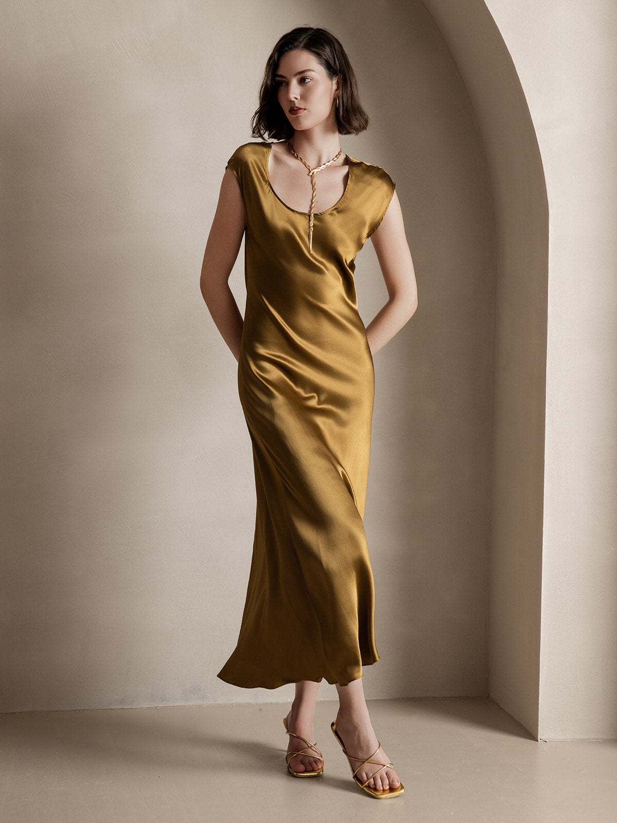 [Marrón] SilkSilky-ES 19Momme Seda Dress 001
