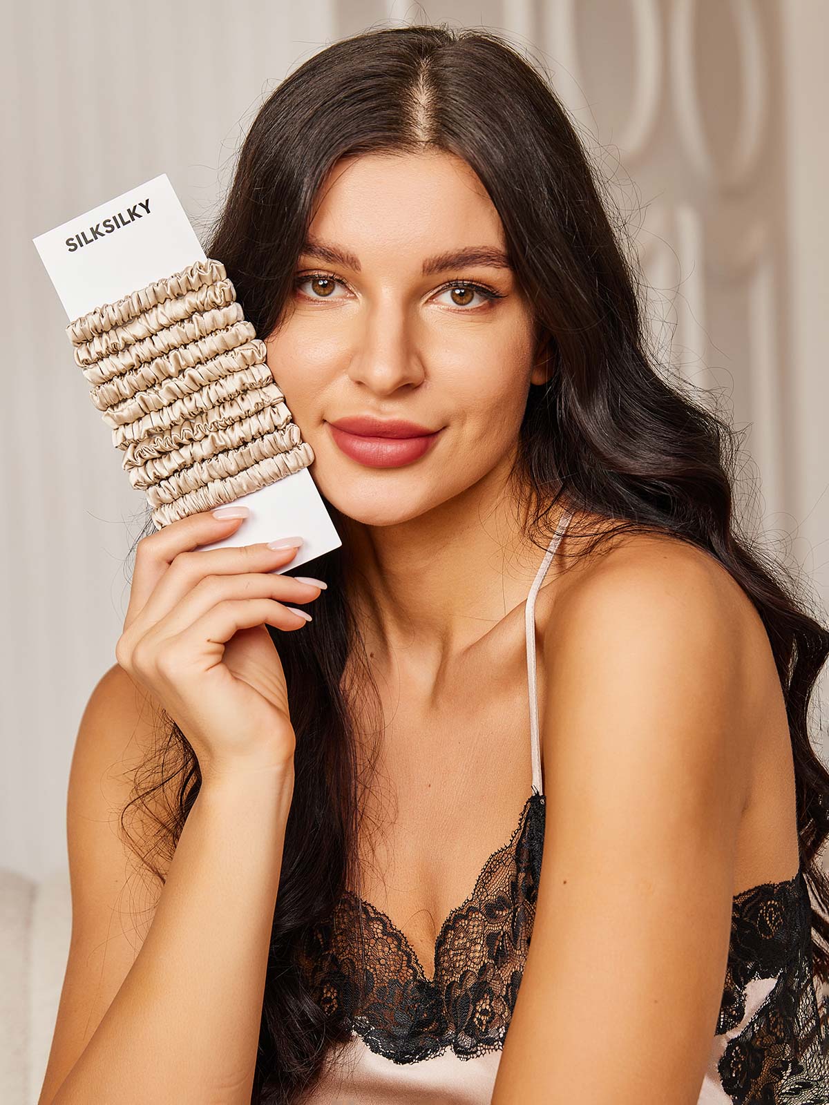 [Beige] SilkSilky-ES 19Momme Scrunchie 002