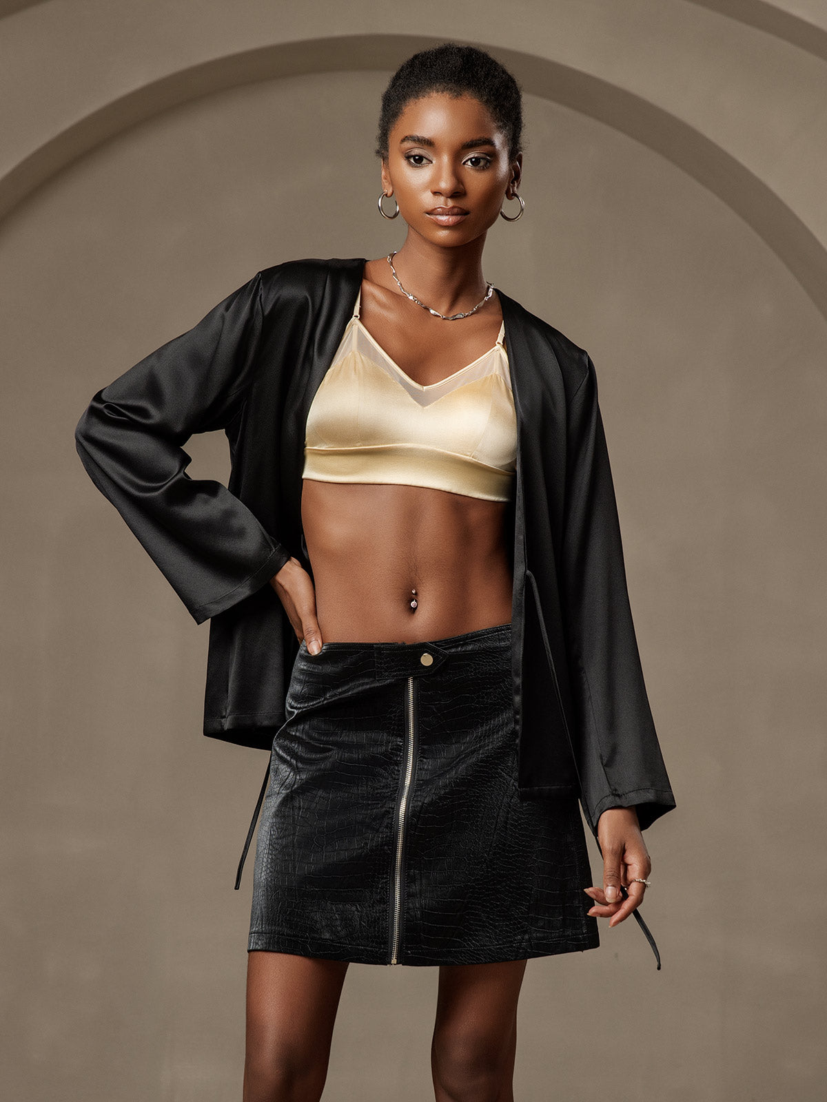 [Negro] SilkSilky-ES 19Momme Seda Manga larga Womens Outerwear 001