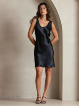 [Negro] SilkSilky-ES Sin mangas Escote Cuchara Vestido 004