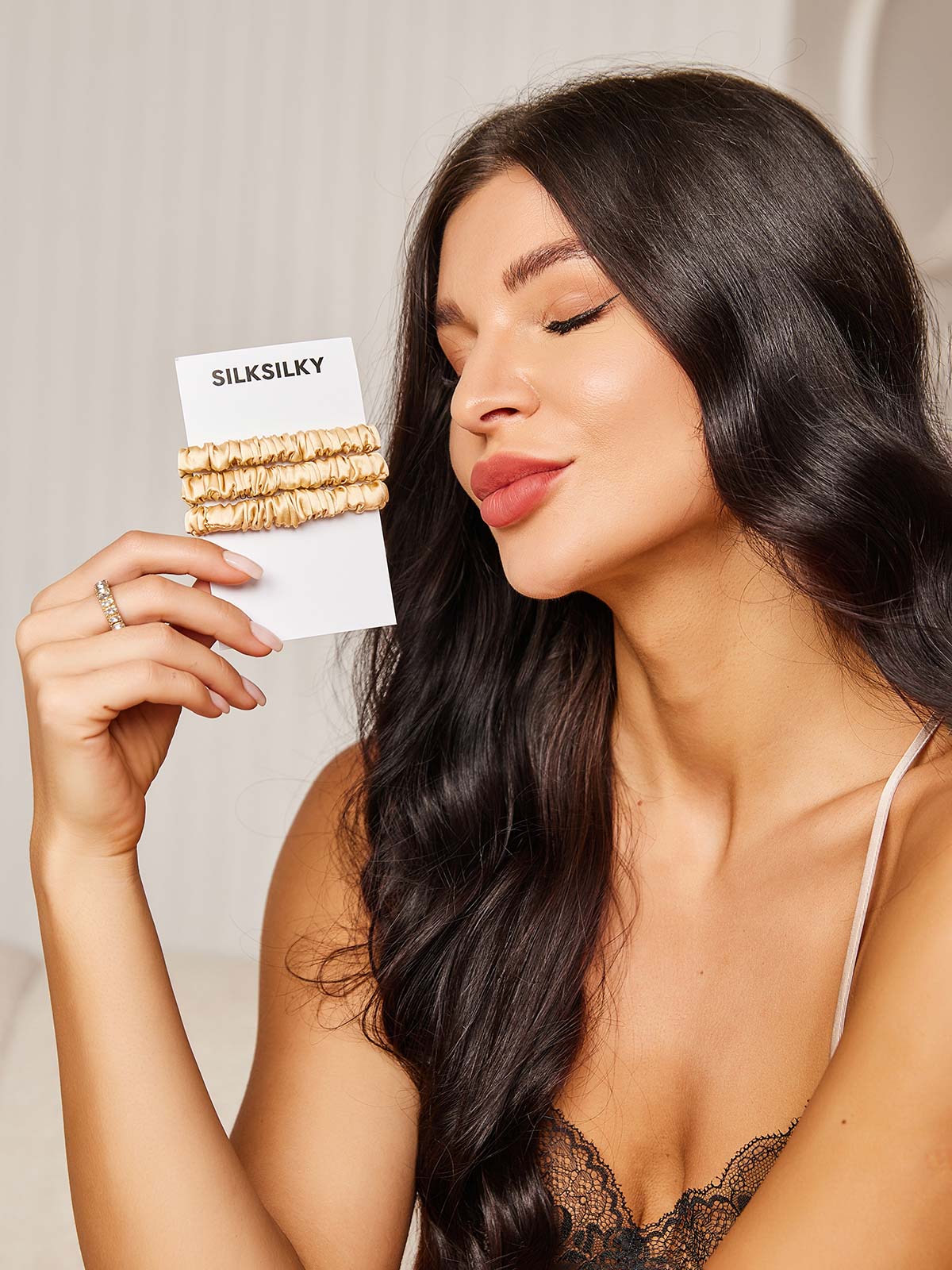 [Champán] SilkSilky-ES 19Momme Scrunchie 002