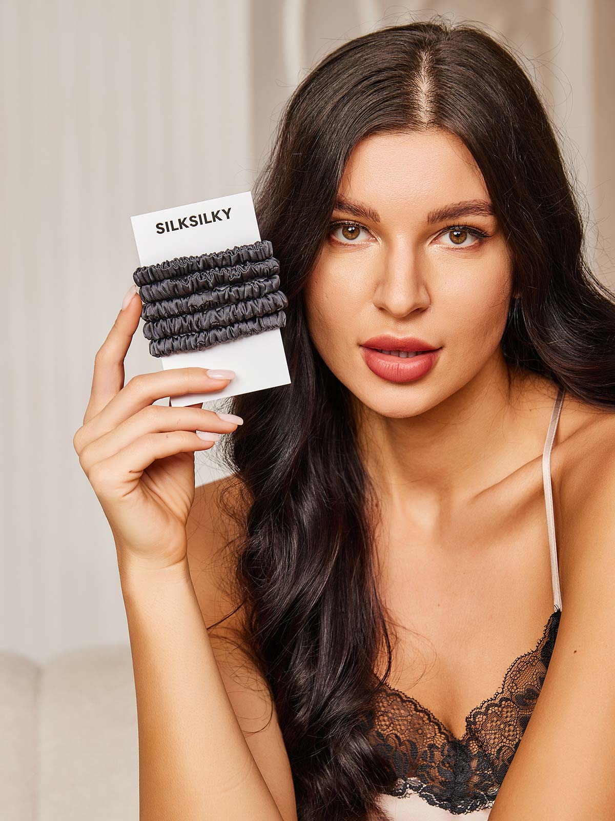 [Gris Oscuro] SilkSilky-ES 19Momme Scrunchie 001