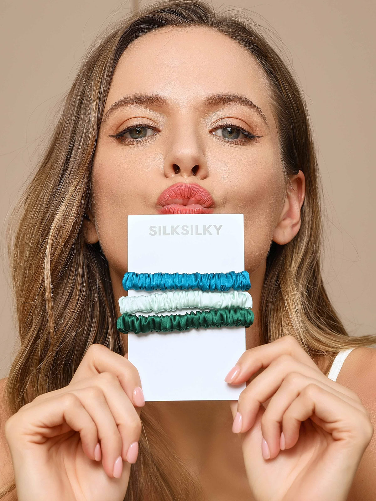 [Group1] SilkSilky-ES 19Momme Scrunchie 001