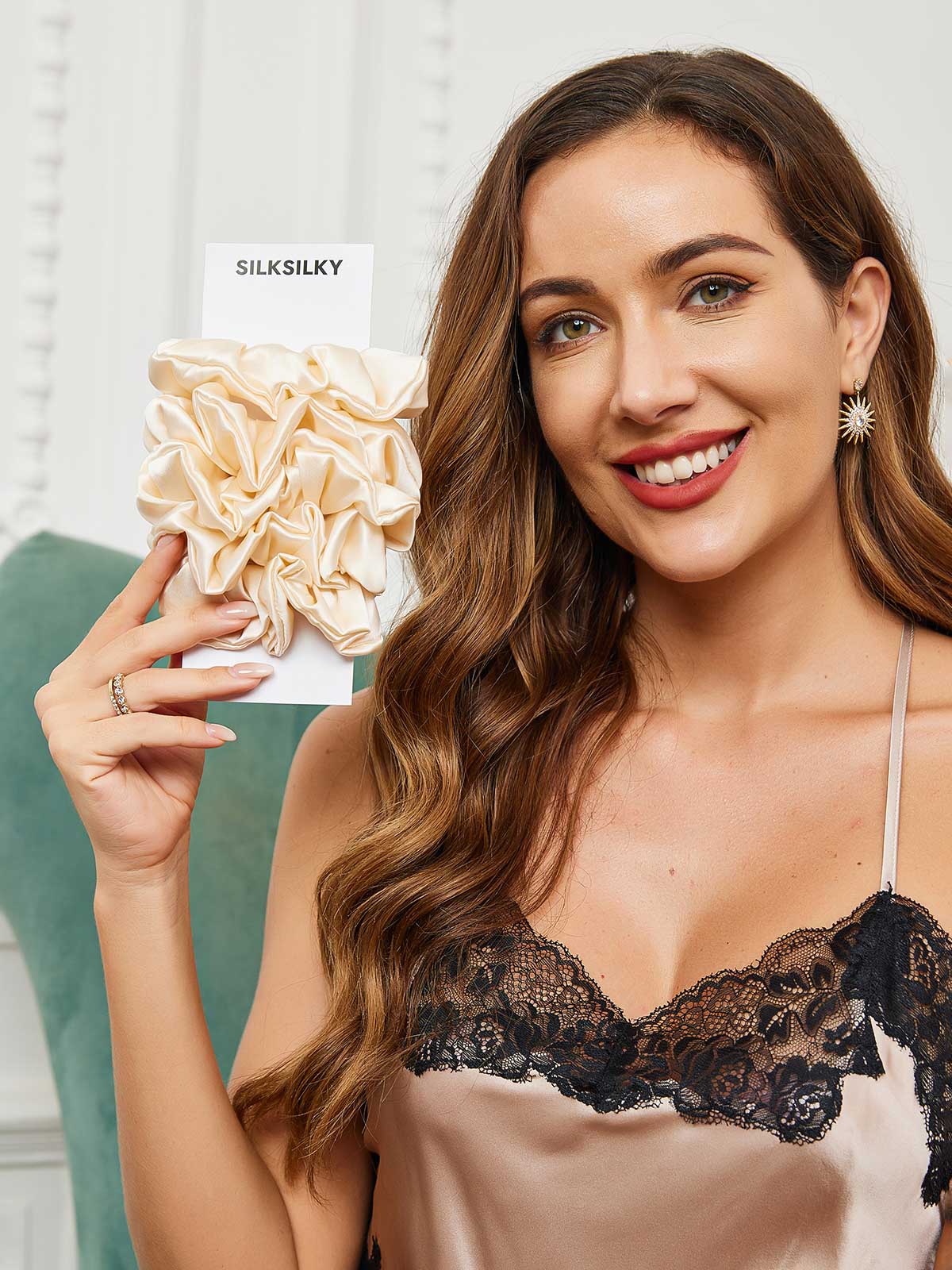 [Beige Claro] SilkSilky-ES 19Momme Scrunchie 002