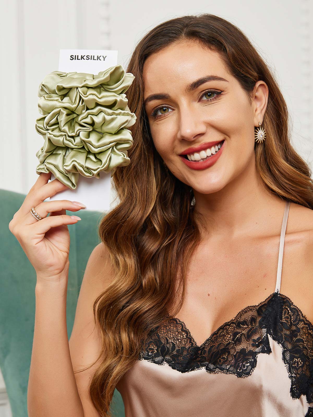 [Menta Verde] SilkSilky-ES 19Momme Scrunchie 002