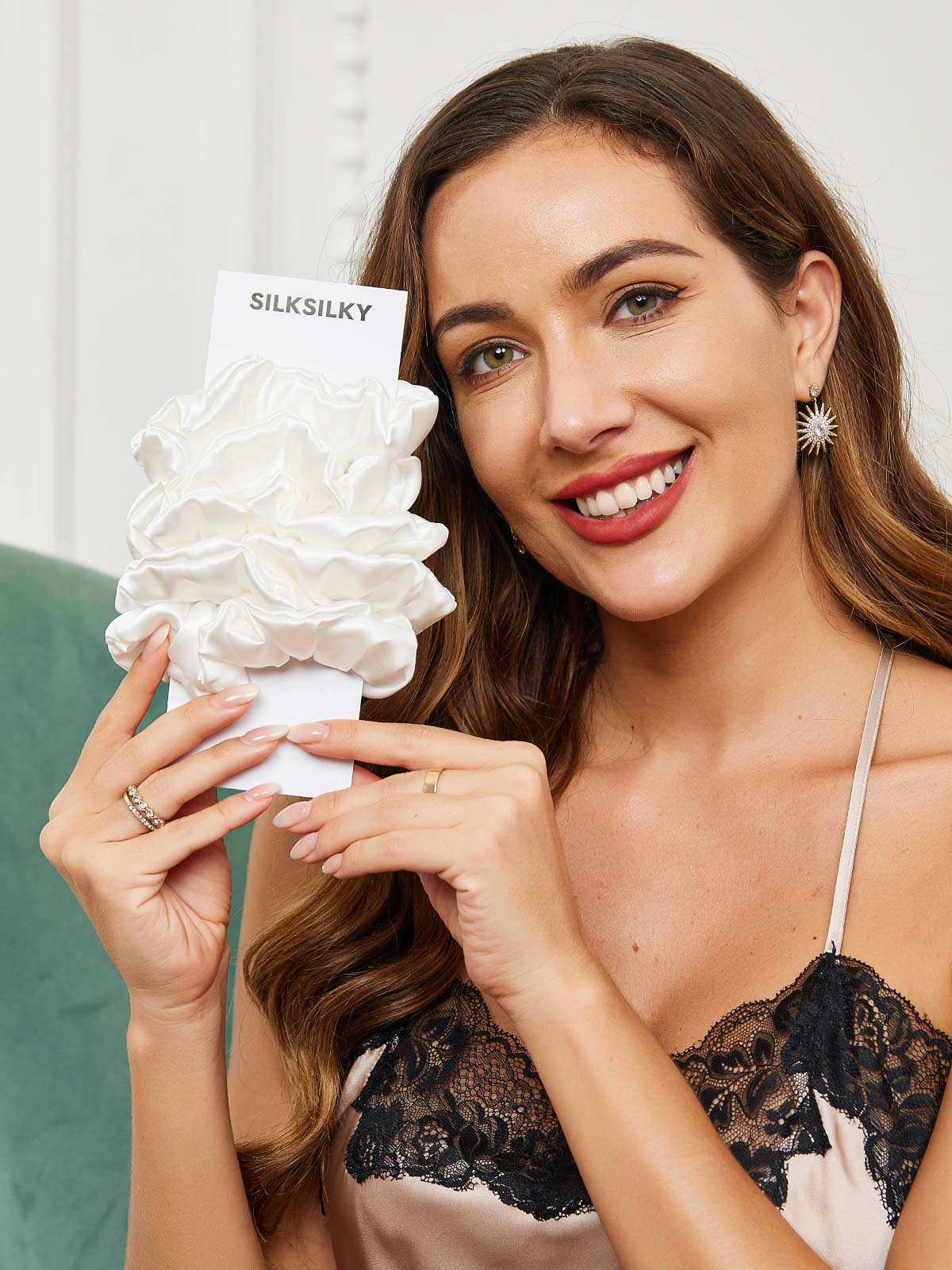 [Blanco] SilkSilky-ES 19Momme Scrunchie 002