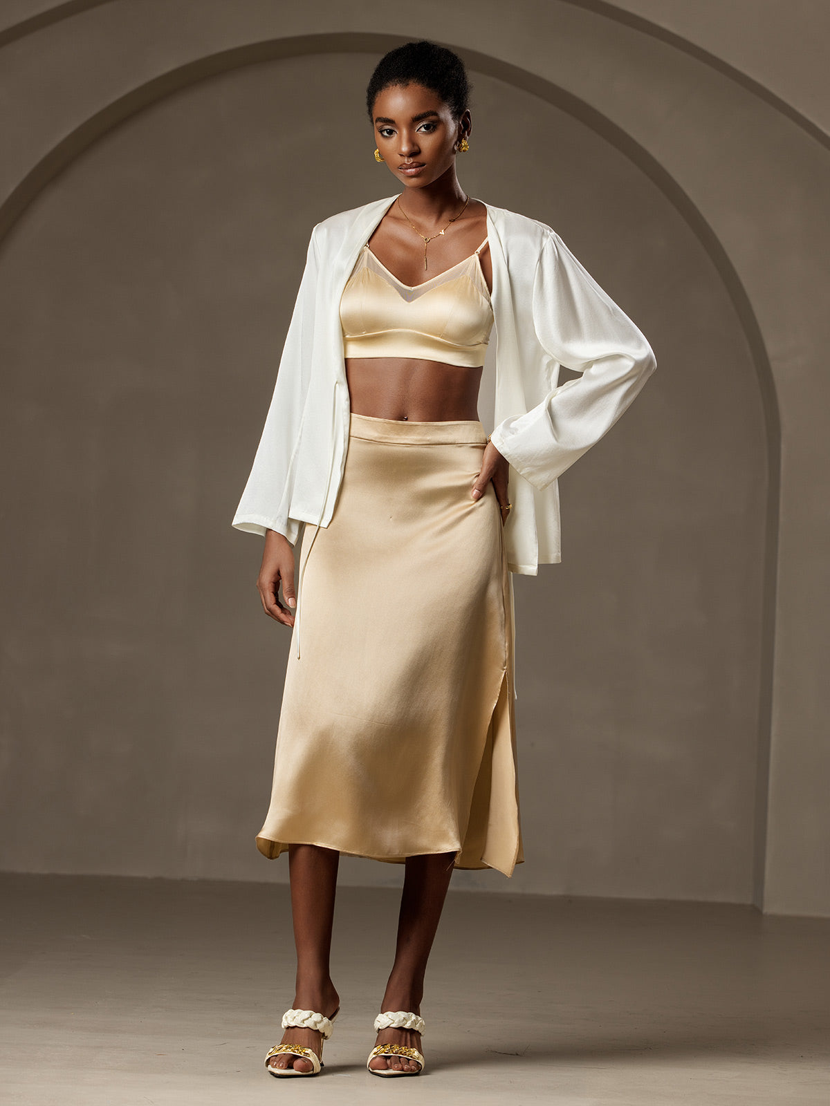 [Blanco] SilkSilky-ES 19Momme Seda Manga larga Womens Outerwear 006