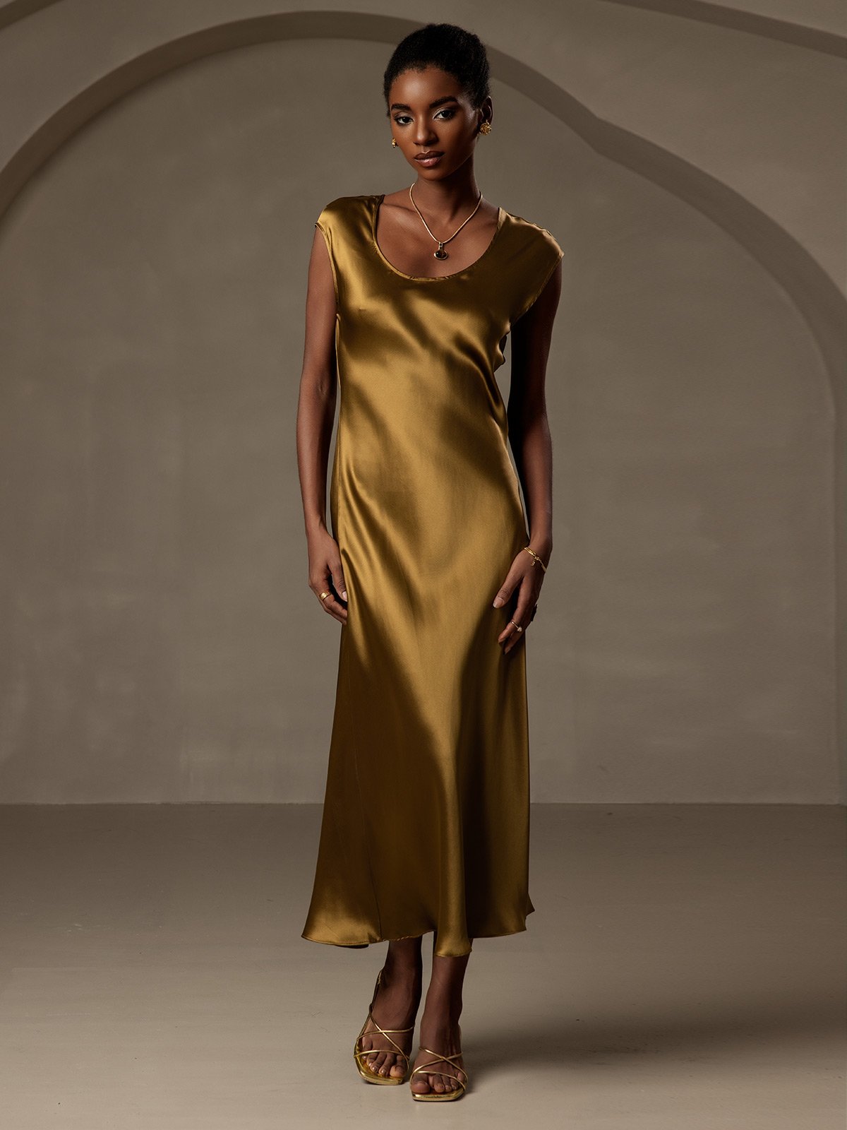 [Marrón] SilkSilky-ES 19Momme Seda Dress 001