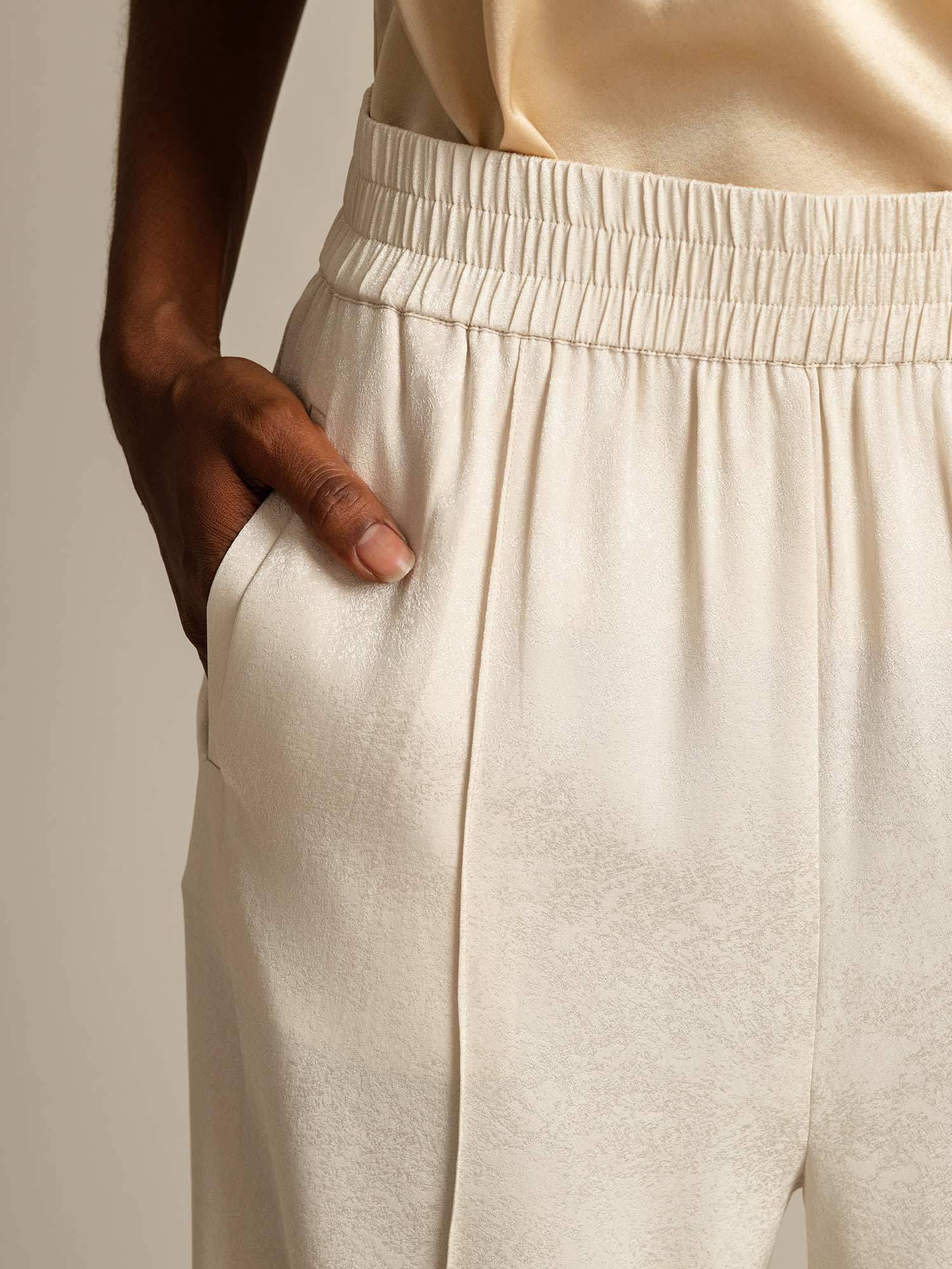 [Beige] SilkSilky-ES 22Momme Seda Womens Pants 004