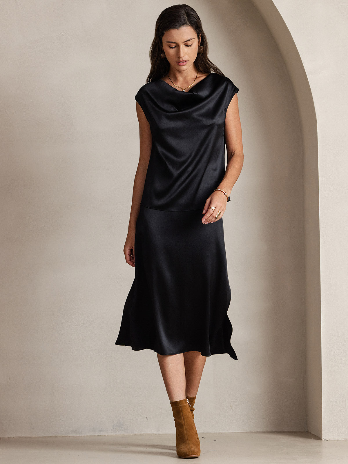 [Negro] SilkSilky-ES 19Momme Seda Escote Caído Camisetas de Mujer 004