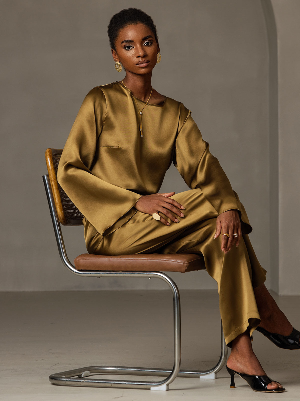 [Marrón] SilkSilky-ES 19Momme Seda Manga larga Blouse 007