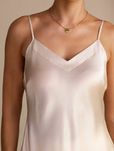 [Beige] SilkSilky-ES Spaghetti Strap V Neck Top de tirantes 004