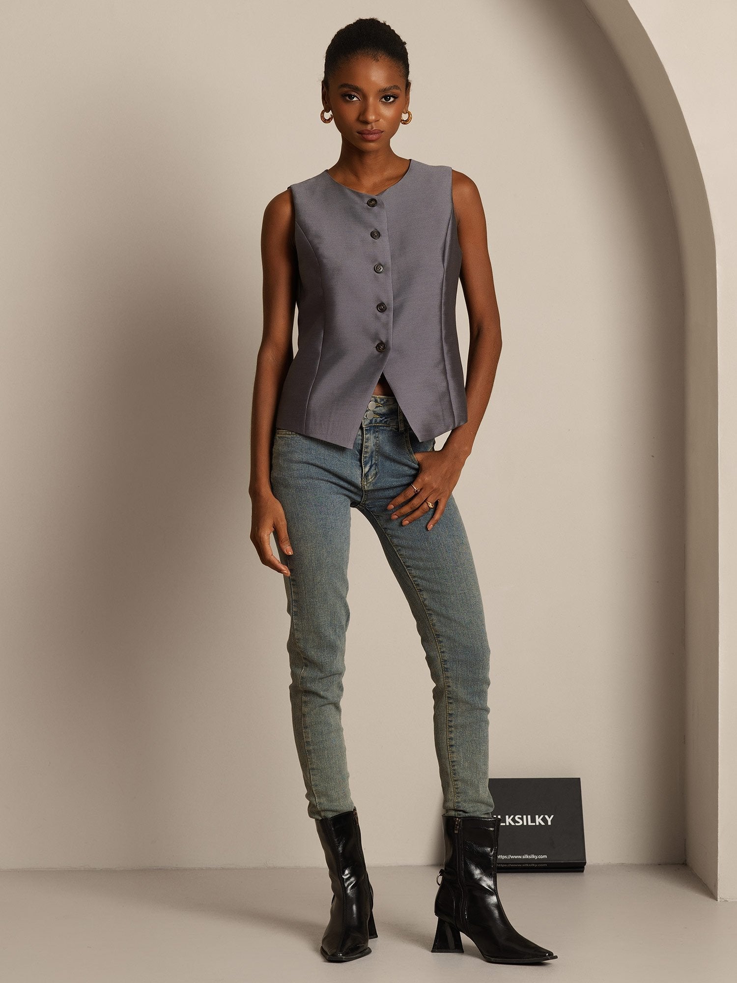 [Gris] SilkSilky-ES 32Momme Silk-Wool Blend Womens Vest 008,