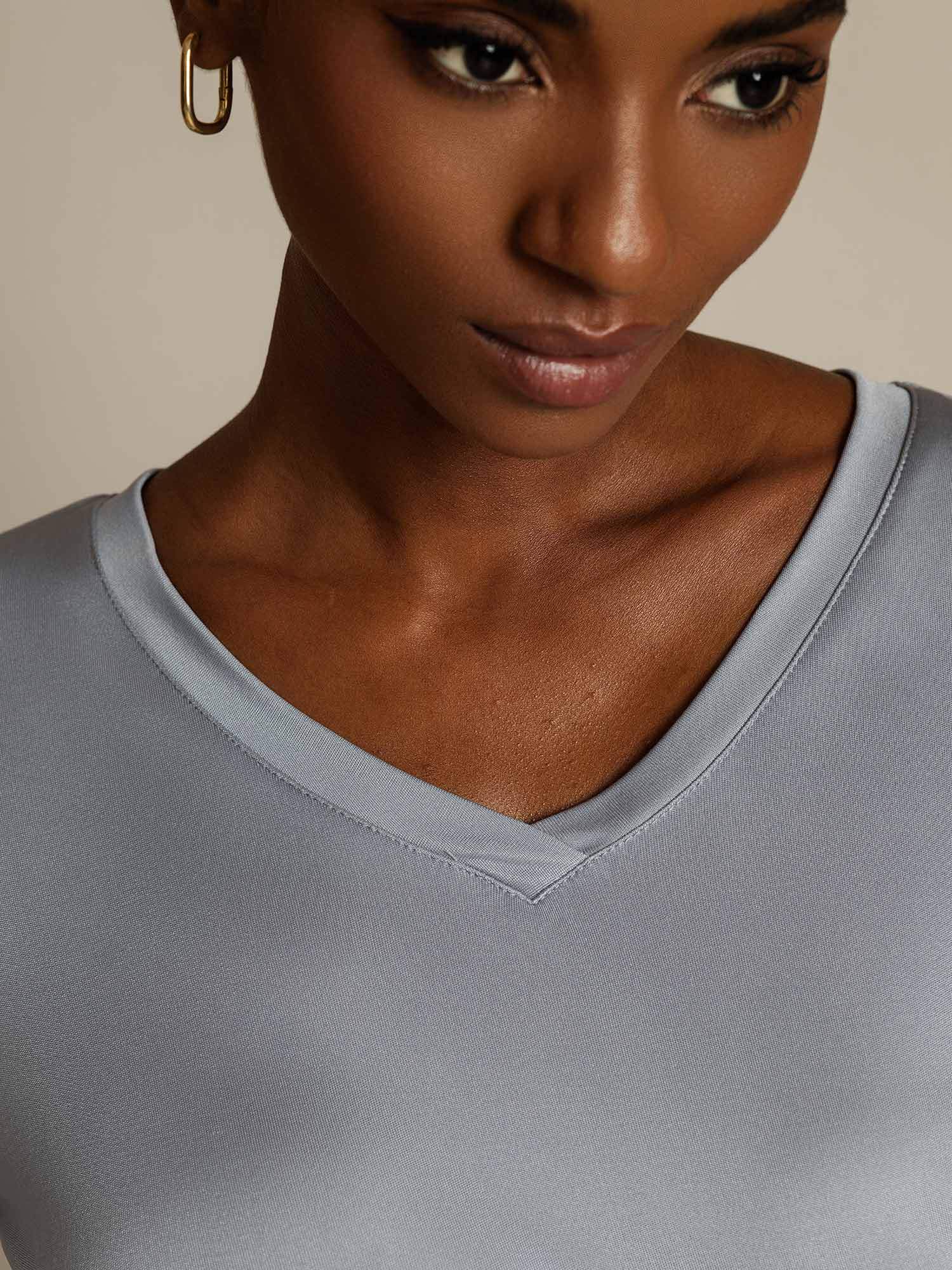 [GrisClaro] SilkSilky-ES Seda Pura Cuello en V Camisetas de Mujer 004