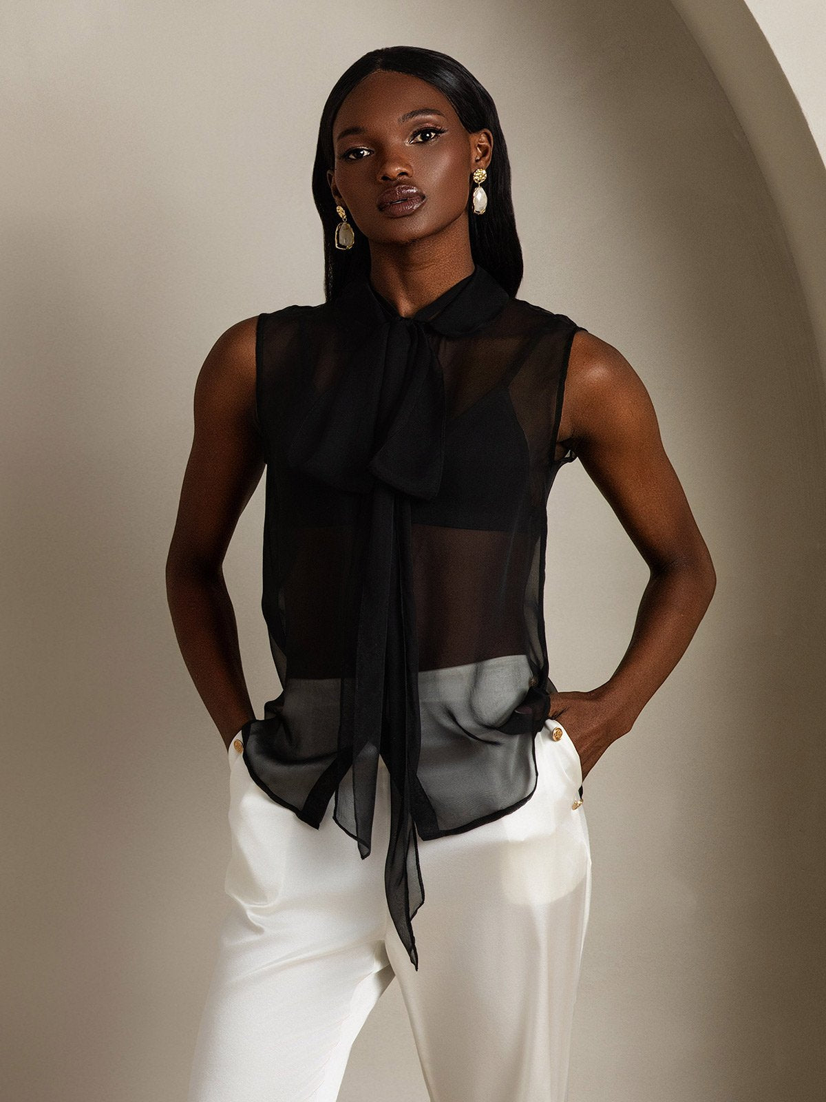 SilkSilky-ES Seda Pura Sin mangas Corbata Blusas de Mujer Negro 006