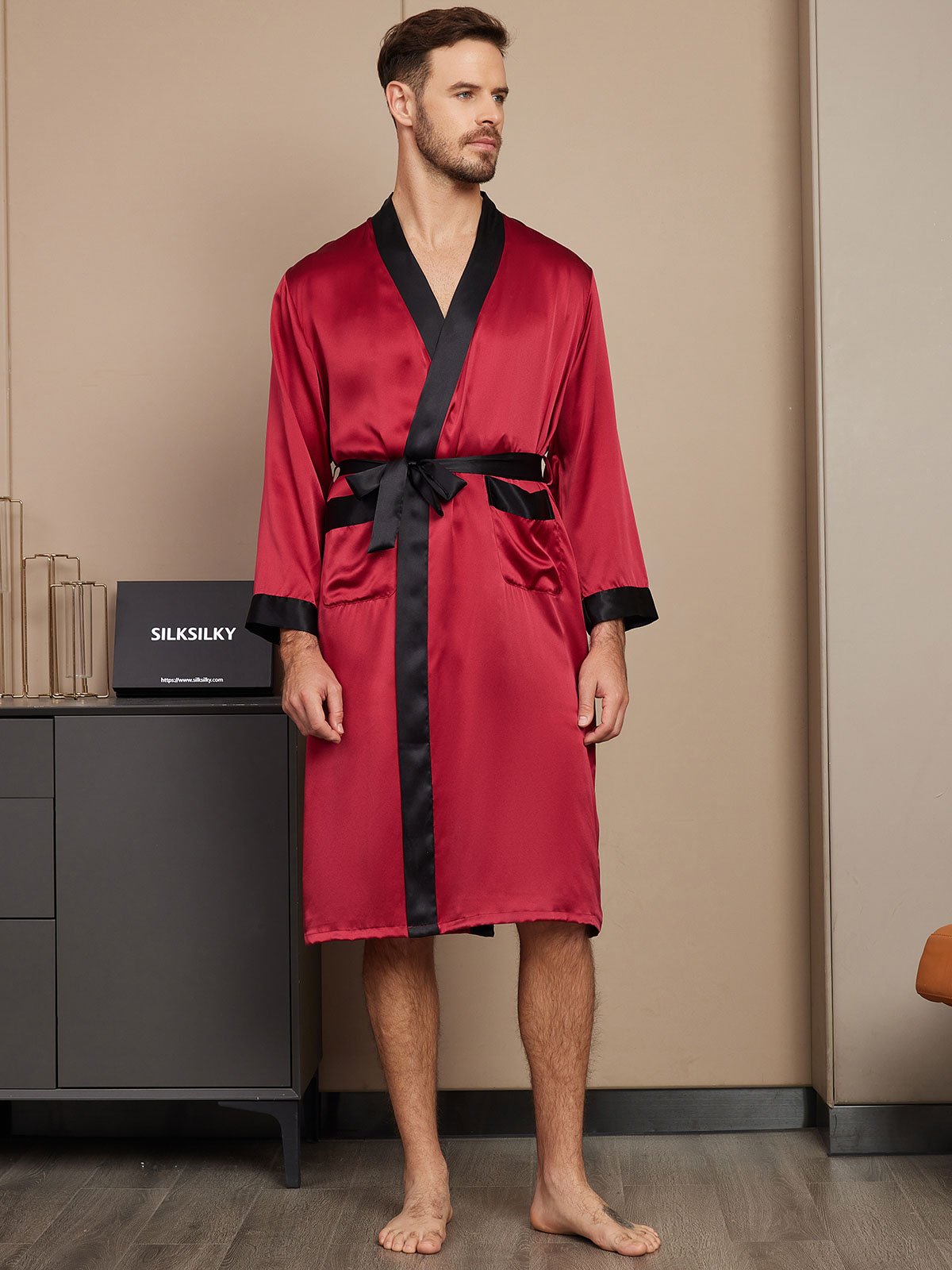 SilkSilky ES Seda Pura Manga larga Mens Robe Vino 001