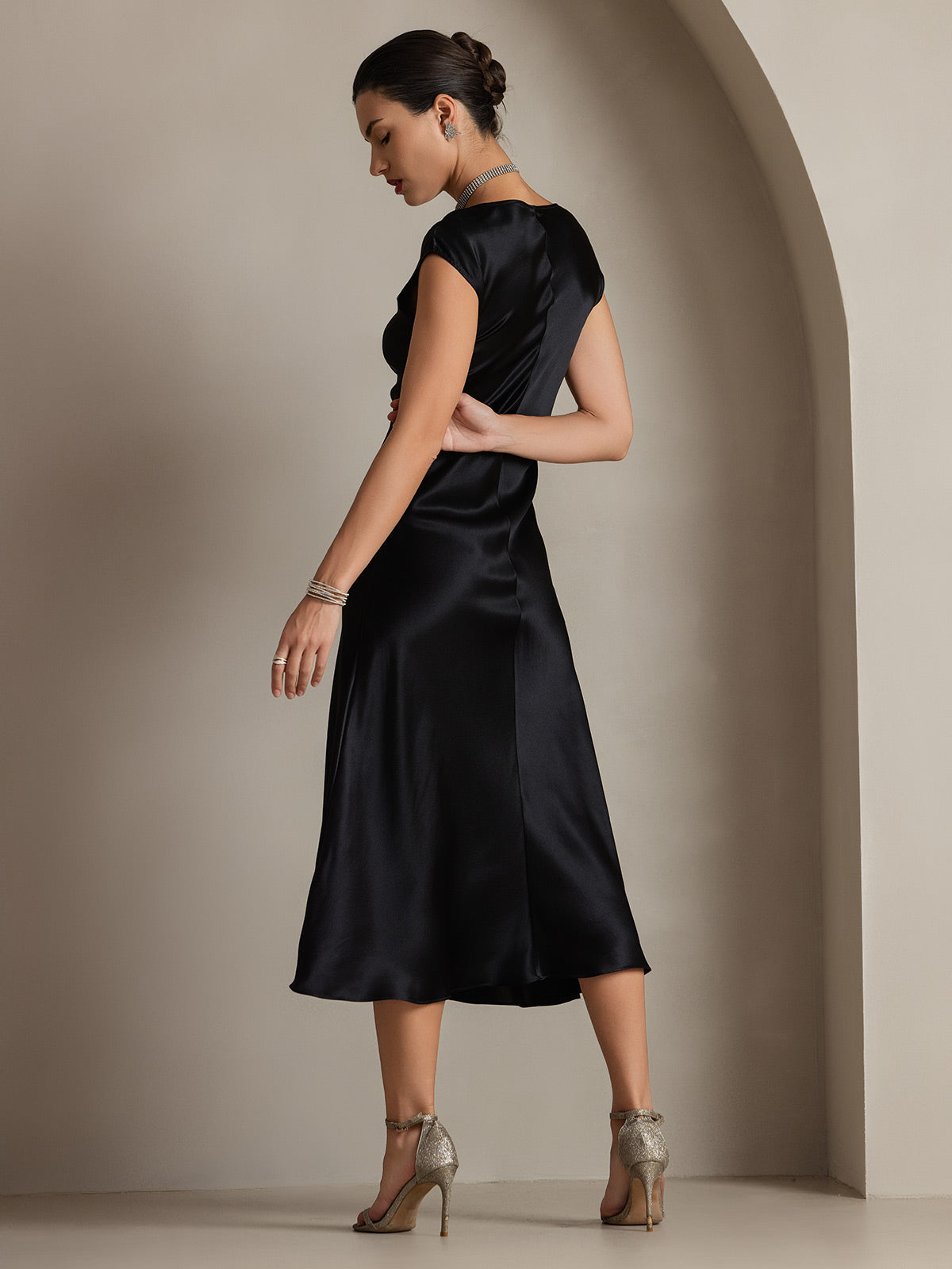 [Negro] SilkSilky-ES 19Momme Seda Dress 002