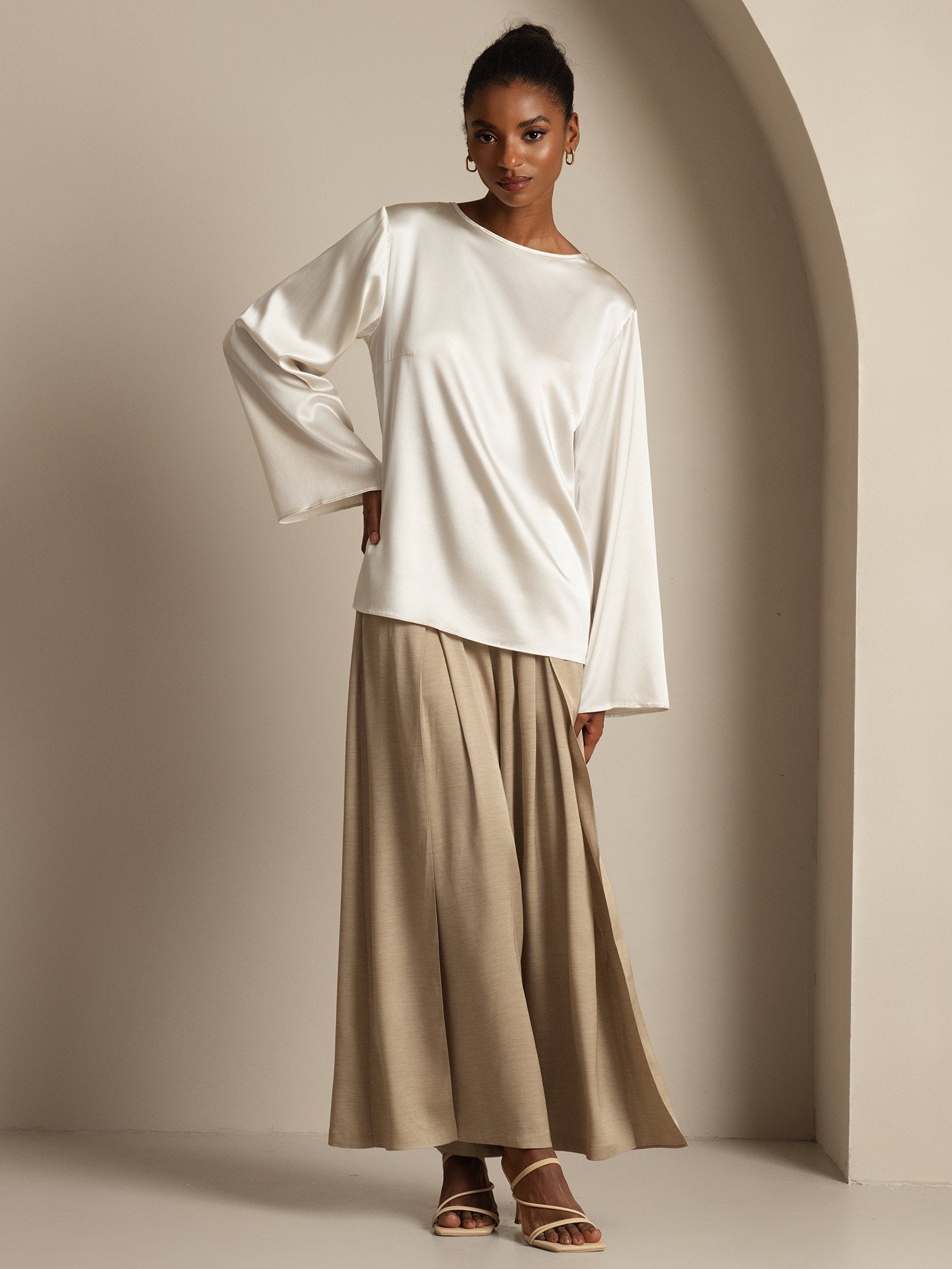 [Gris Claro] SilkSilky-ES 19Momme Seda Womens T-Shirt 008