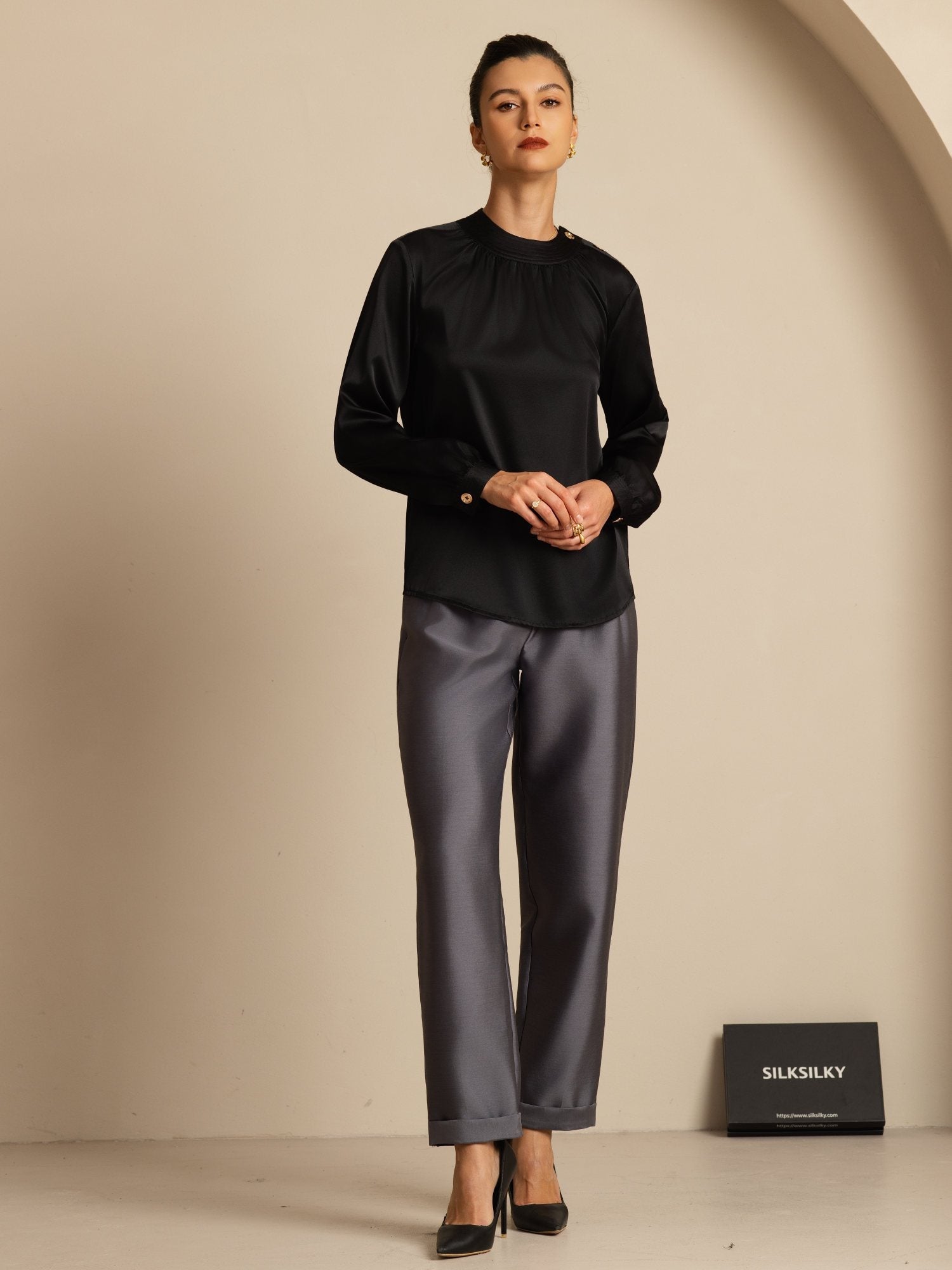 [Negro] SilkSilky-ES 19Momme Seda Manga larga Cuello Redondo Blusa 007