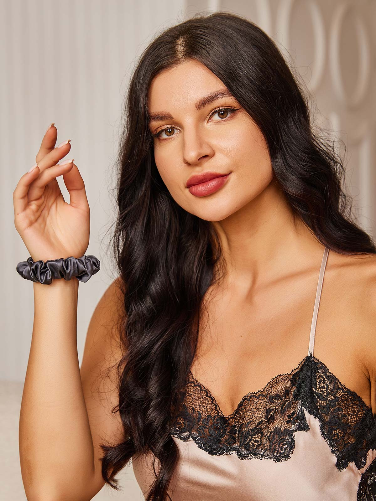[Gris Oscuro] SilkSilky-ES 19Momme Seda Pura Scrunchie 002