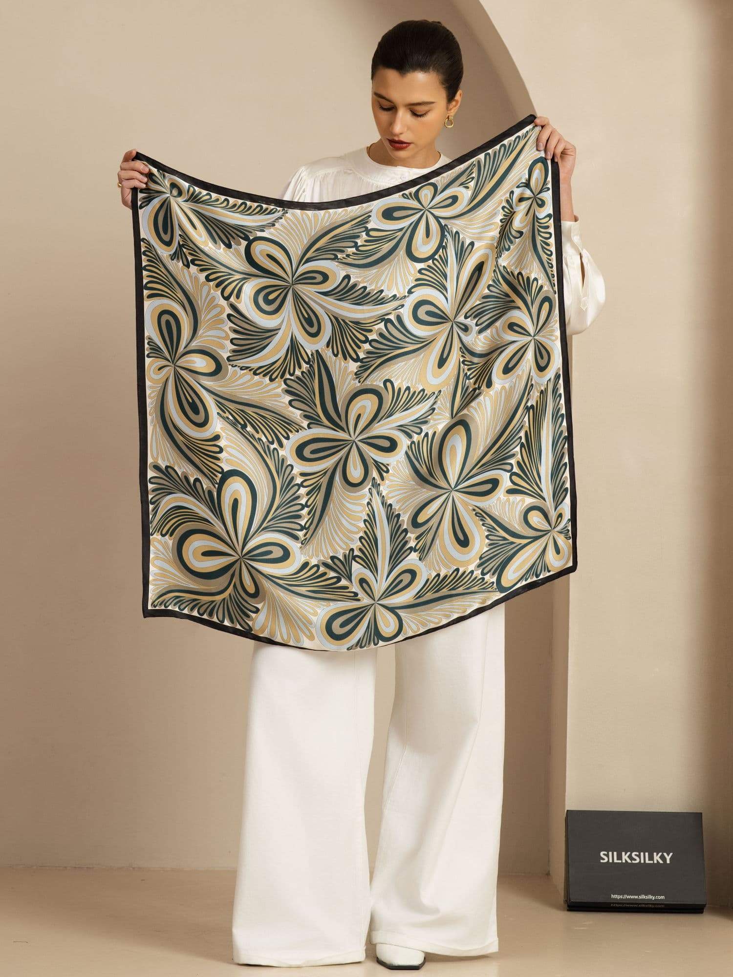 [P110] SilkSilky-ES Pure Silk Scarf 002
