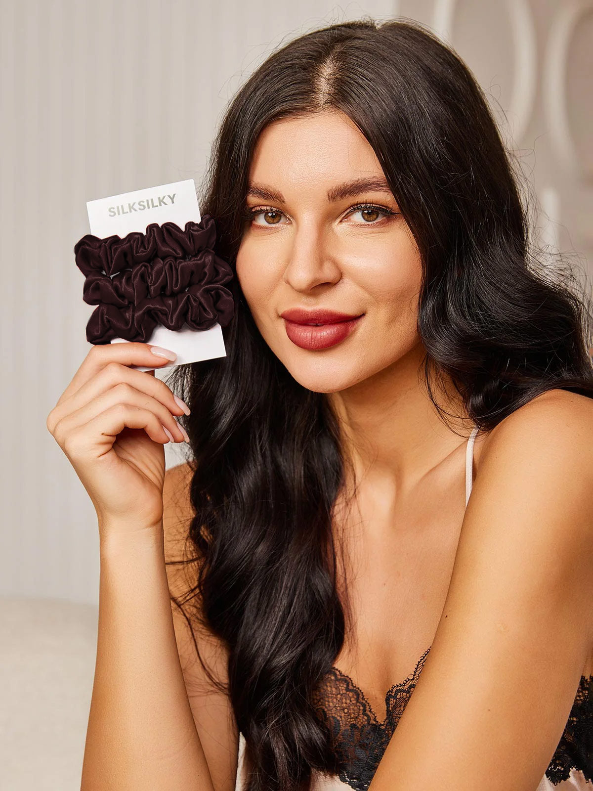 [Marrón] SilkSilky-ES 19Momme Seda Pura Scrunchie 001