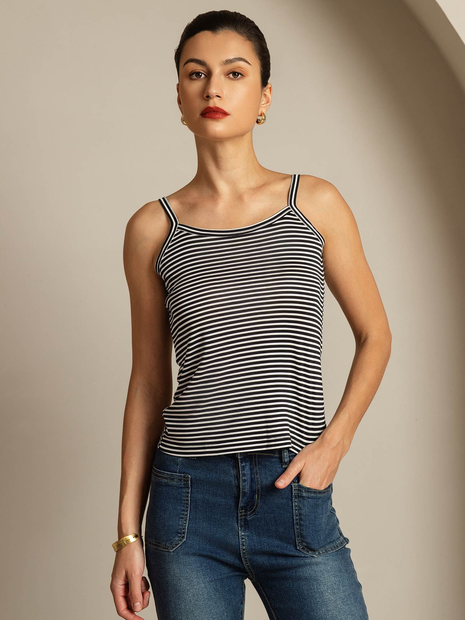 [Raya Negra] SilkSilky-ES Square Neck Top de tirantes 001
