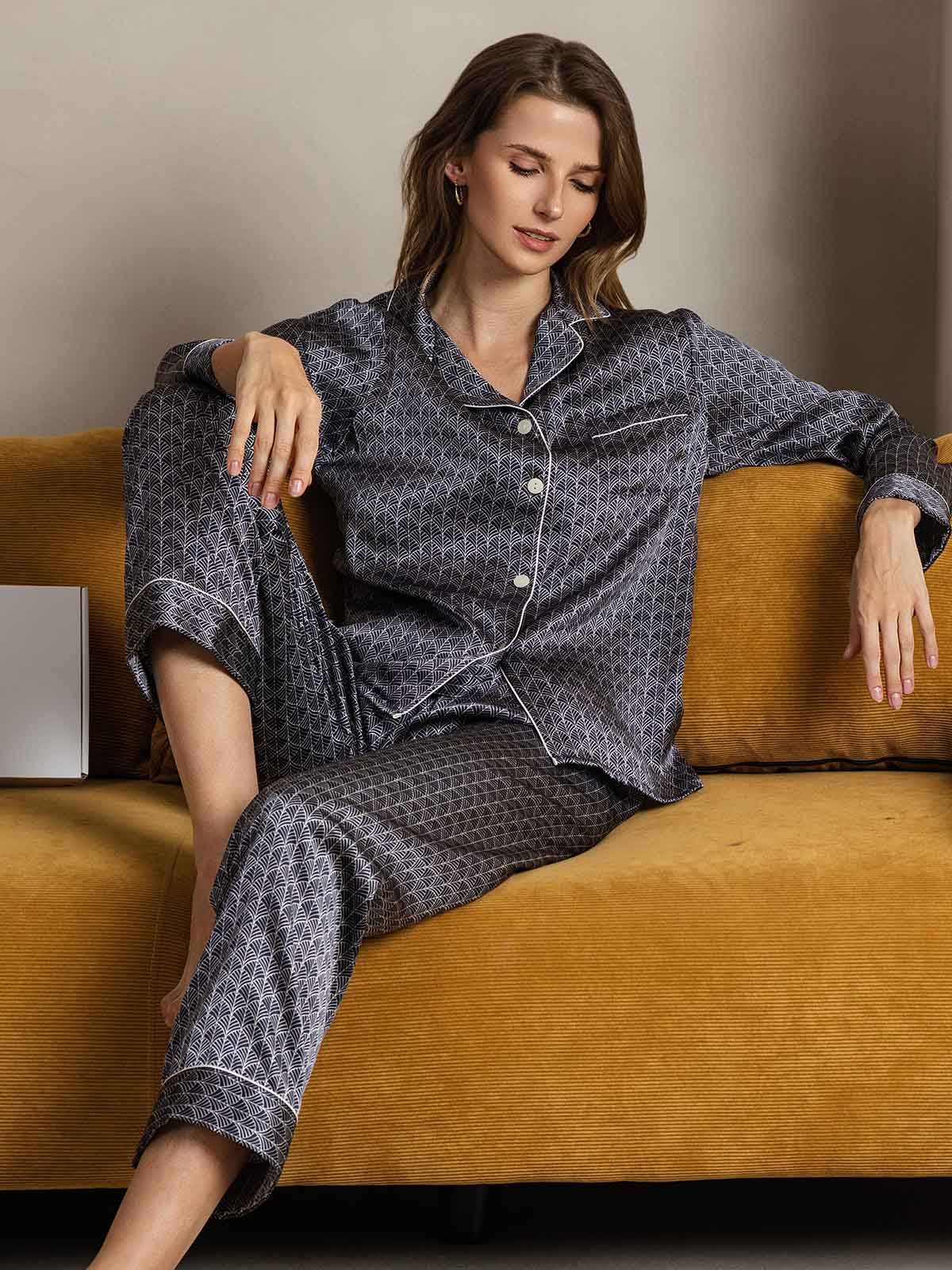 [Ginkgo Azul Marino] SilkSilky-ES Seda Pura Womens Pajamas 004