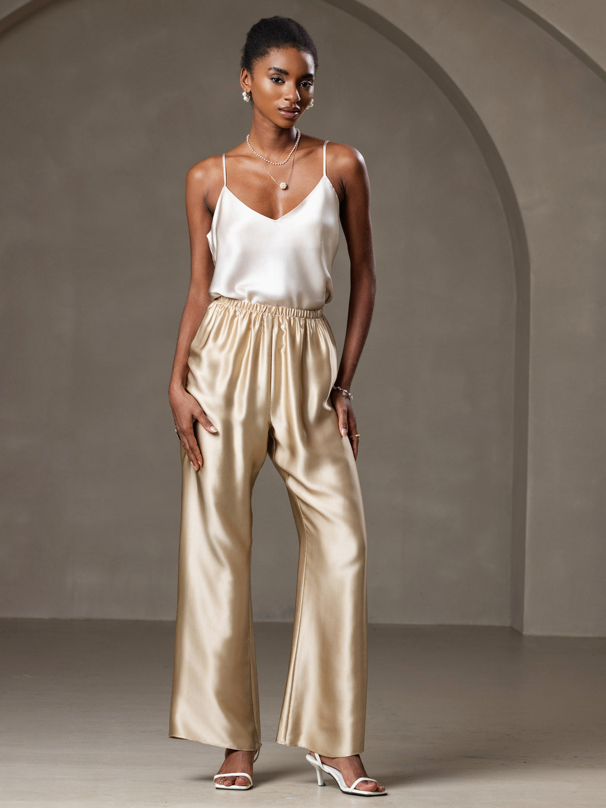 [Beige] SilkSilky-ES Seda Pura Cuello en V Top de tirantes 005